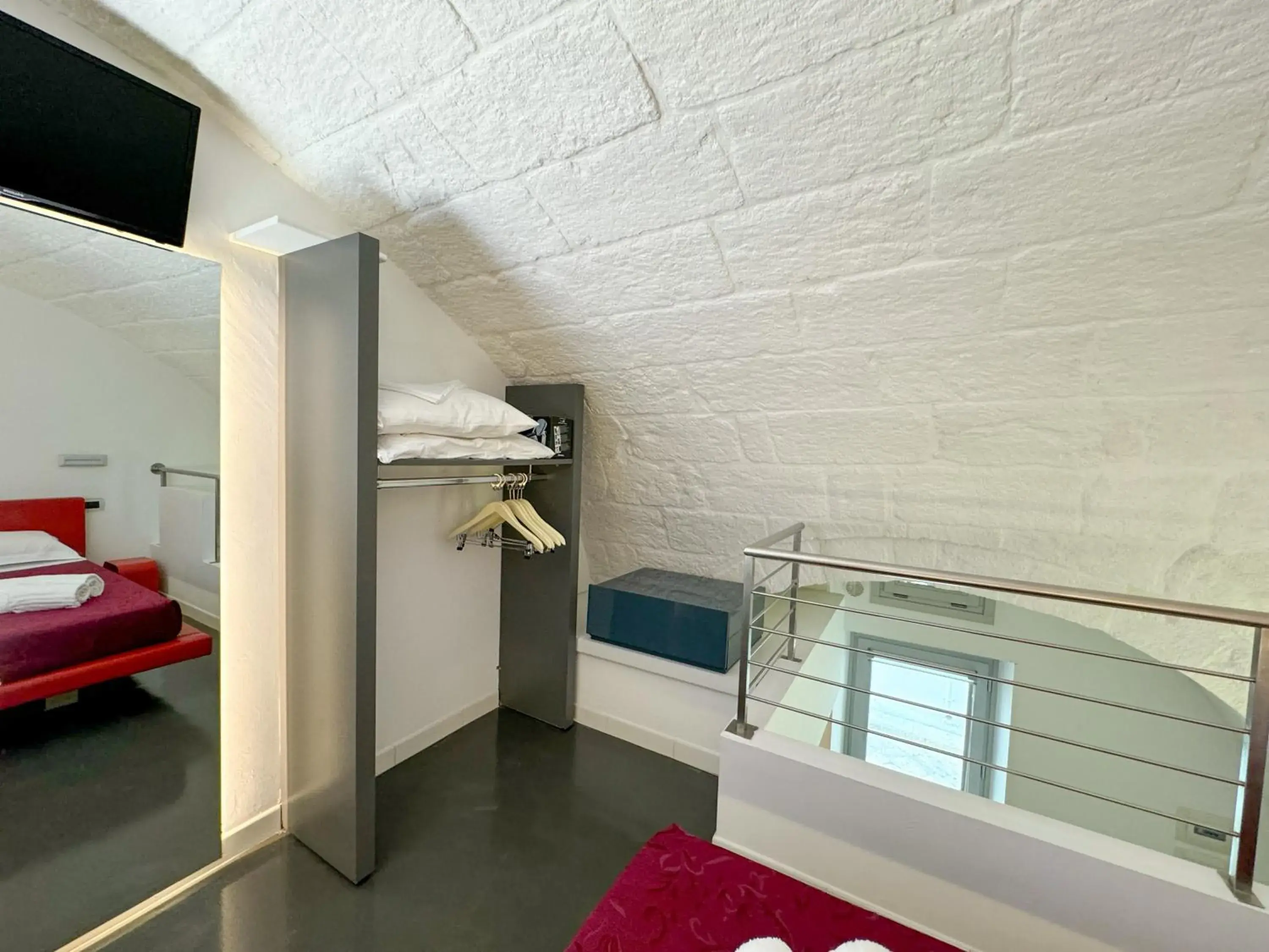 King Studio with Sofa Bed in Vingt Sept King Studio with Sofa Bed in Vingt Sept