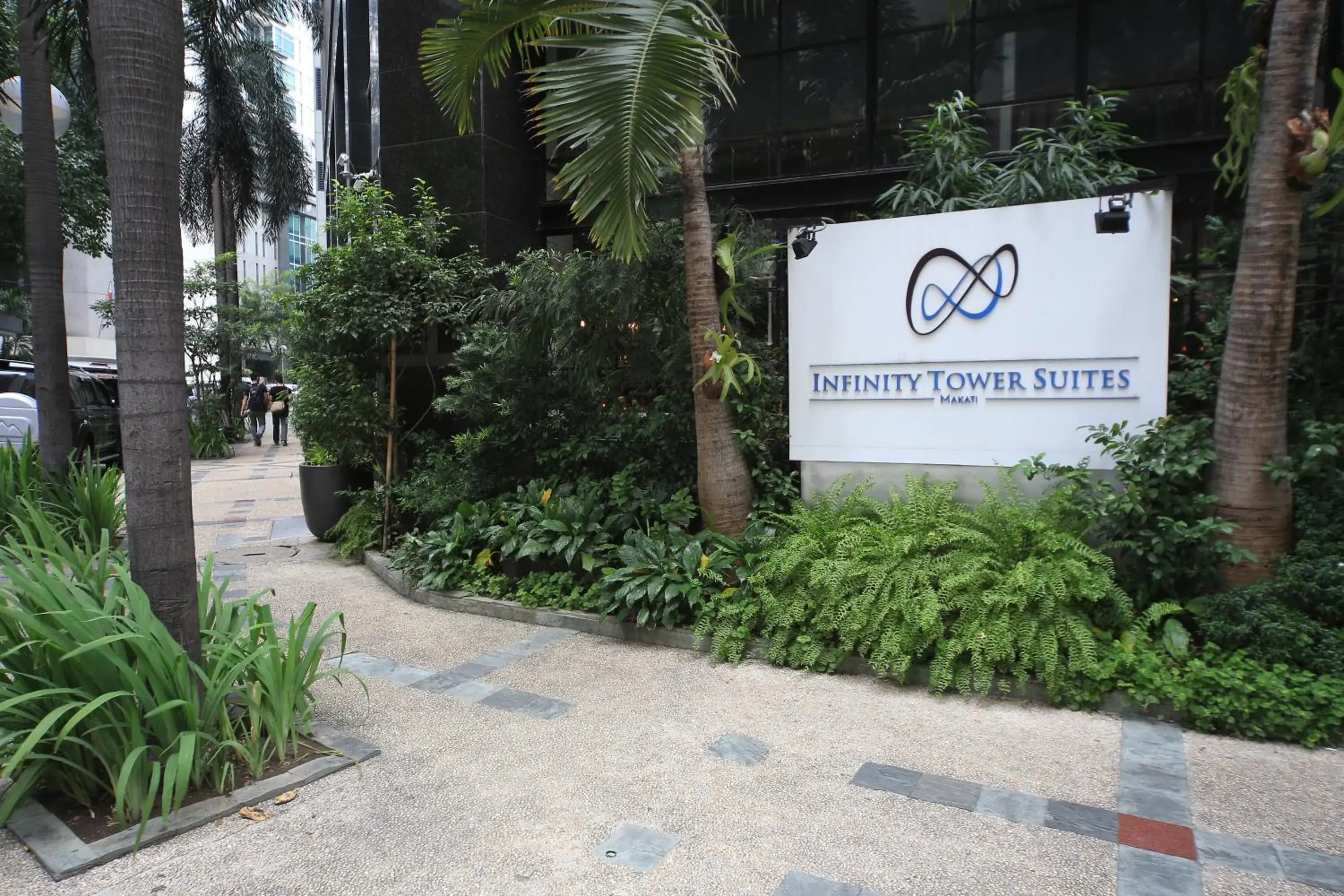 Property building in Infinity Tower Suites Property building in Infinity Tower Suites