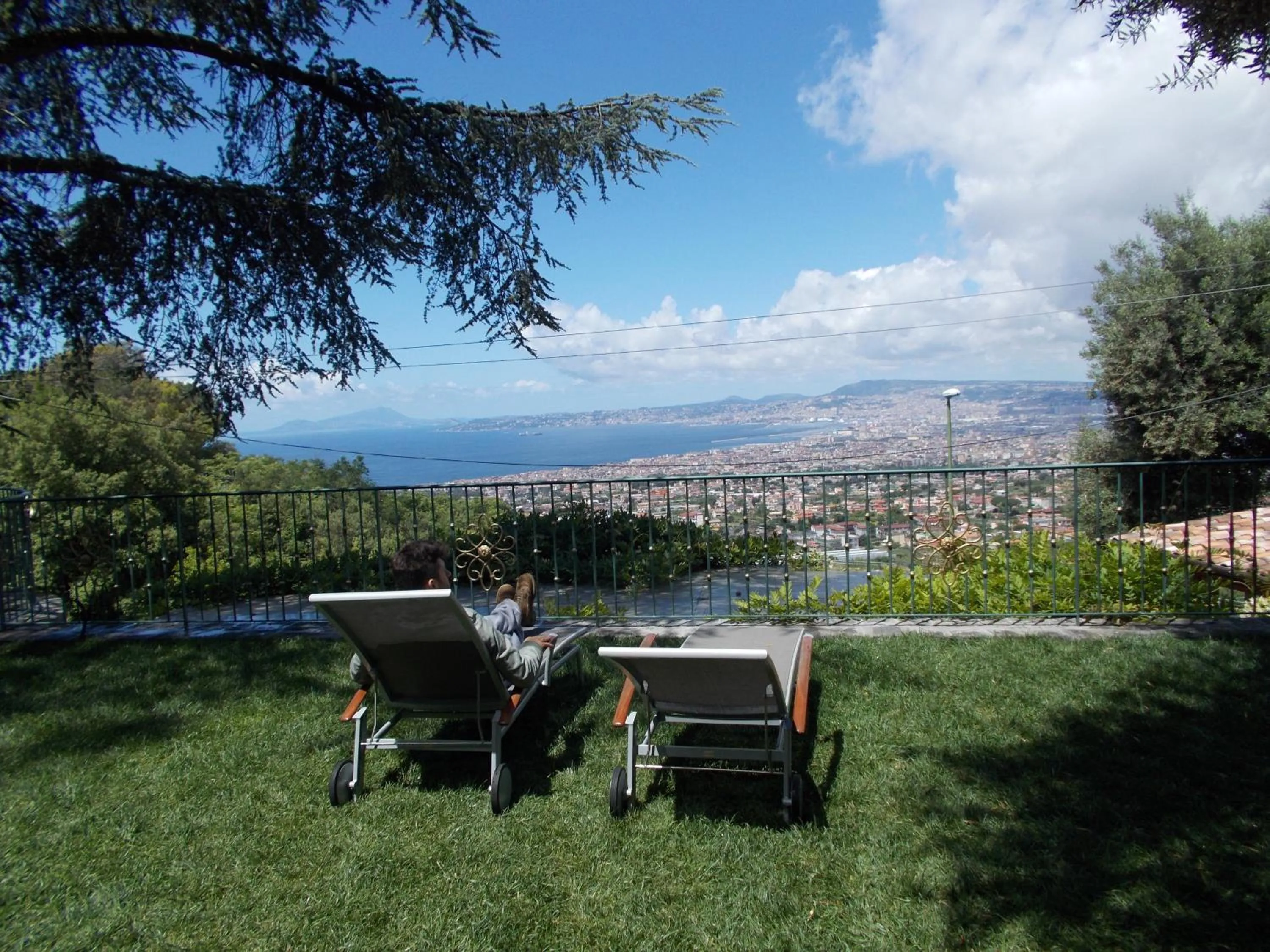 Garden in La Dimora Le Fumarole B&B