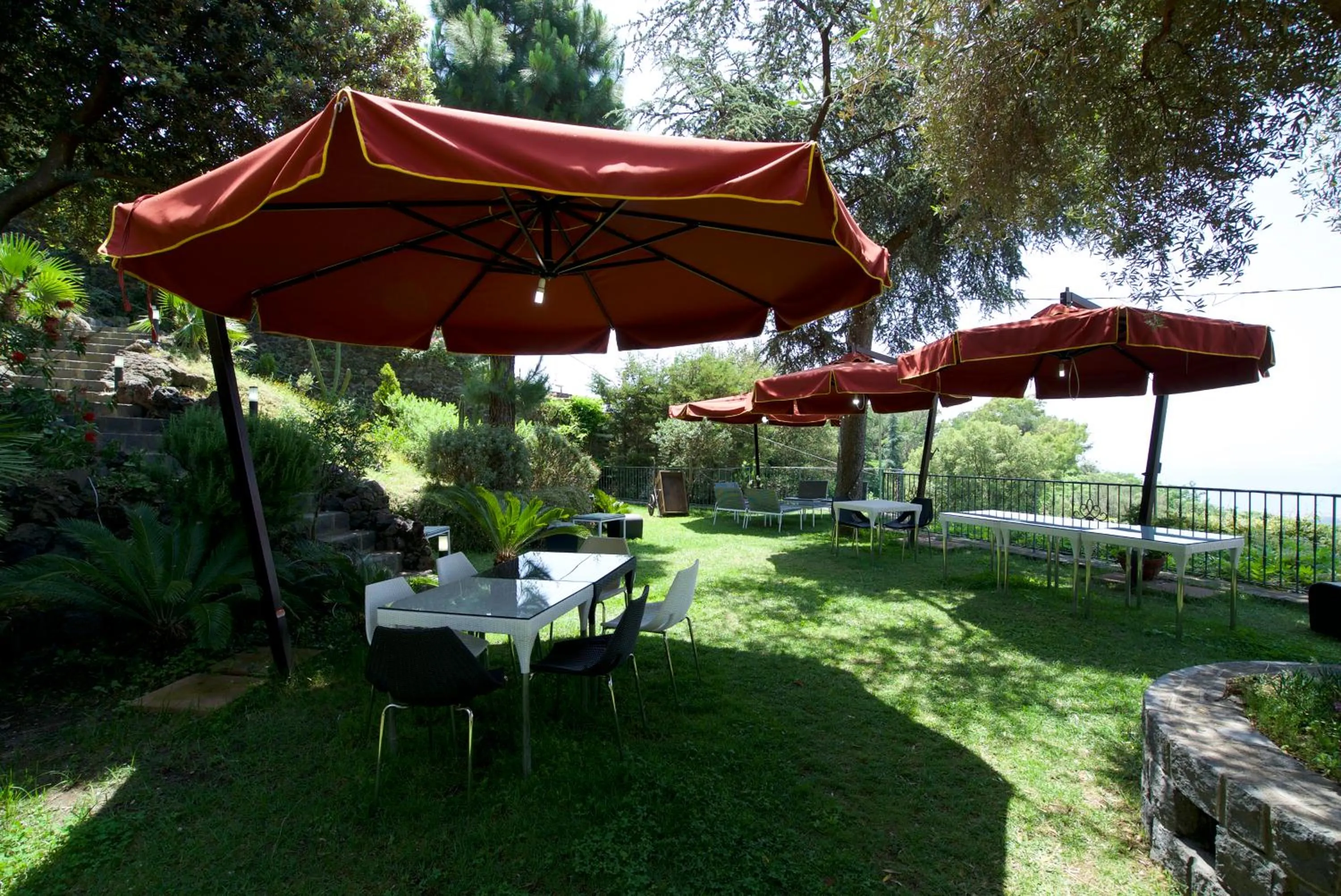 Garden in La Dimora Le Fumarole B&B