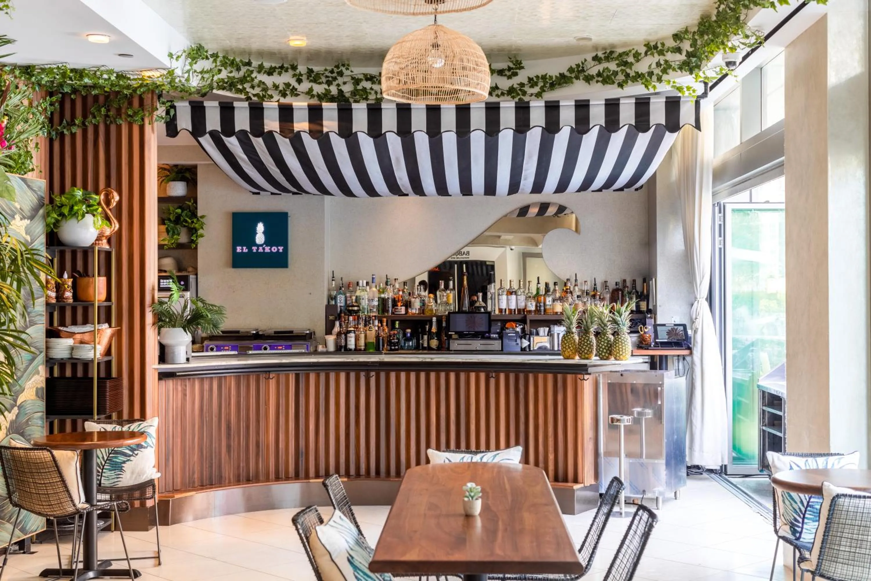 Restaurant/places to eat in The Dominick Hotel