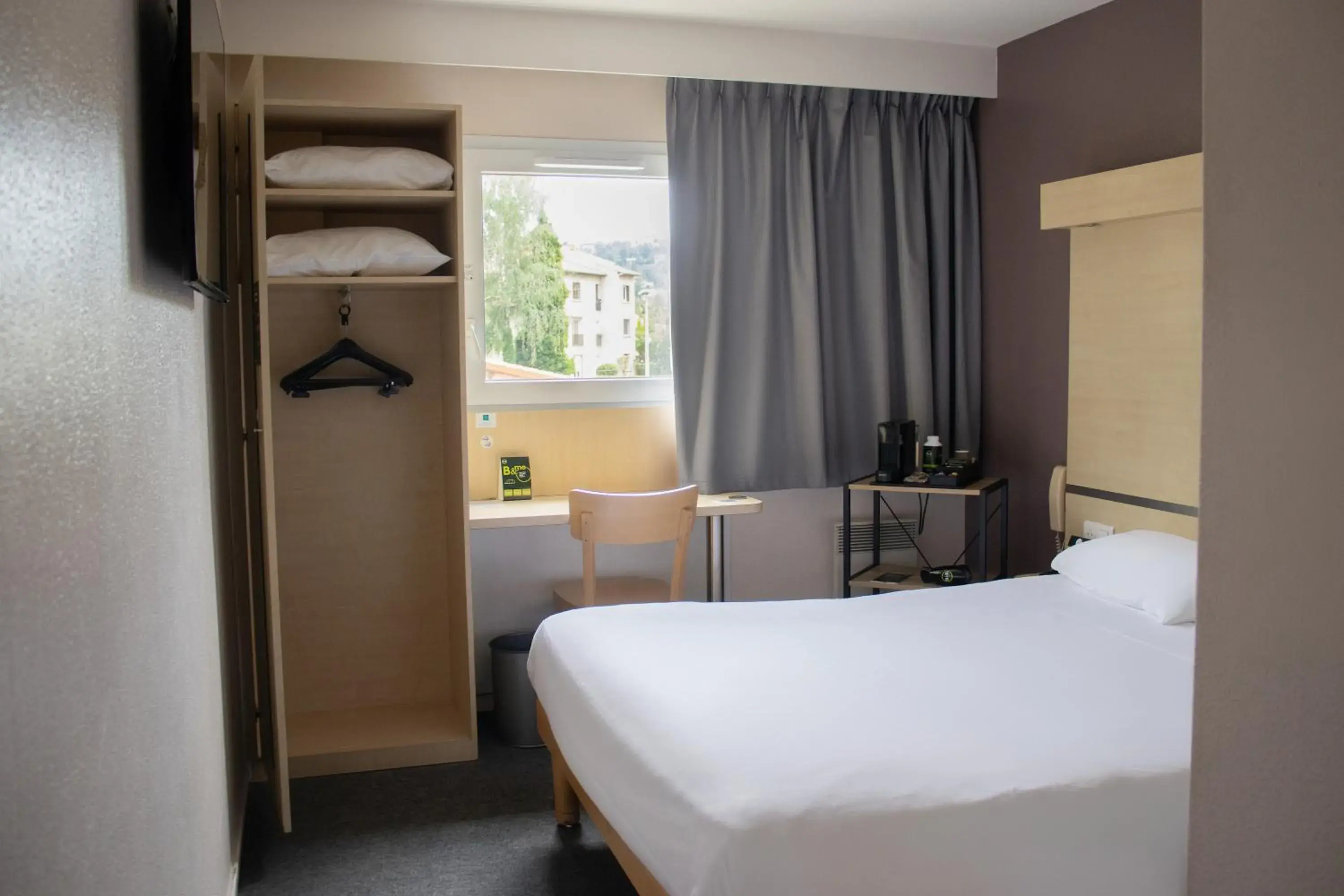 Superior Double Room in B&B HOTEL Le Puy-en-Velay Superior Double Room in B&B HOTEL Le Puy-en-Velay