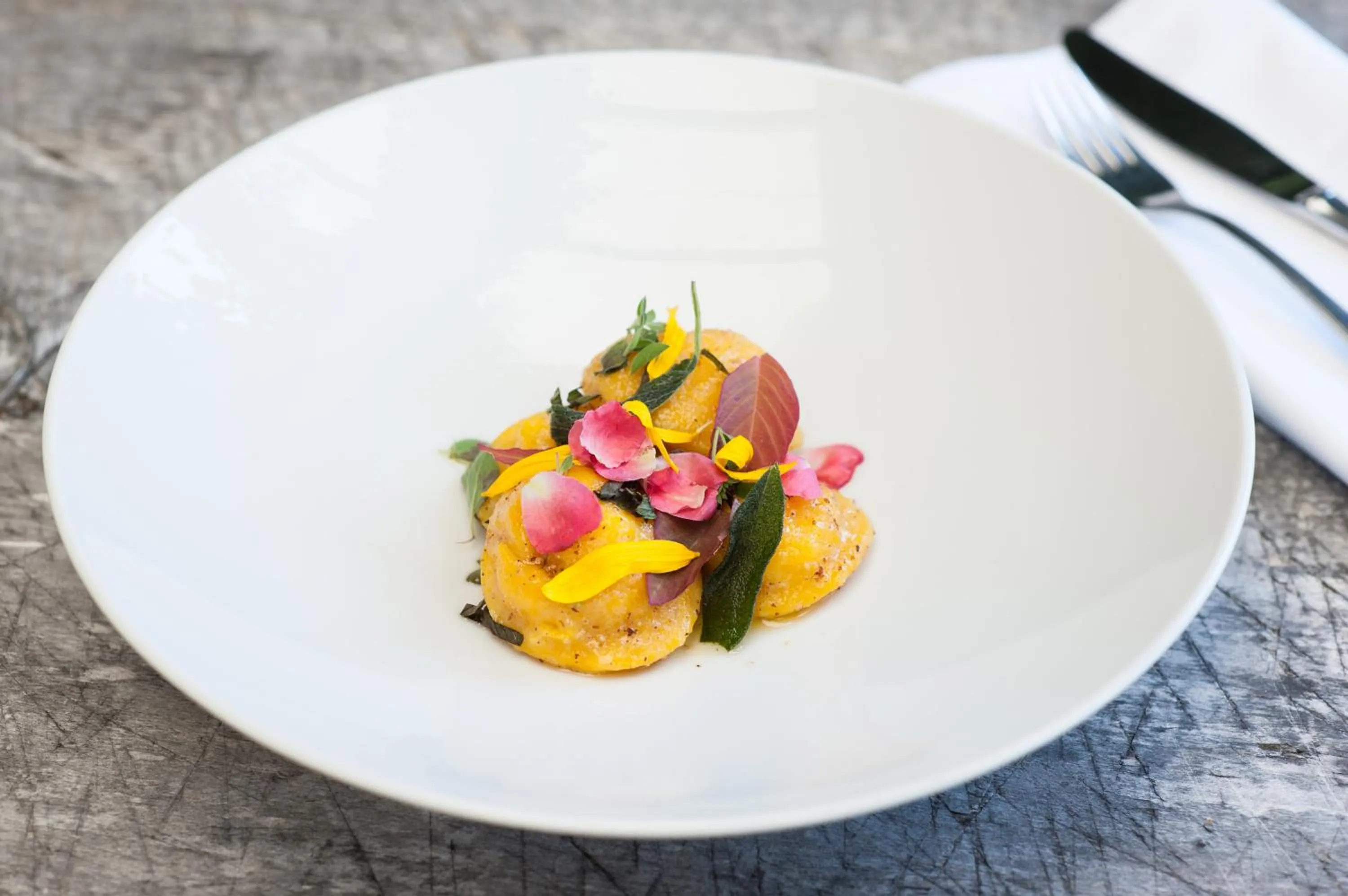 Food close-up in Kupfer-Dachl