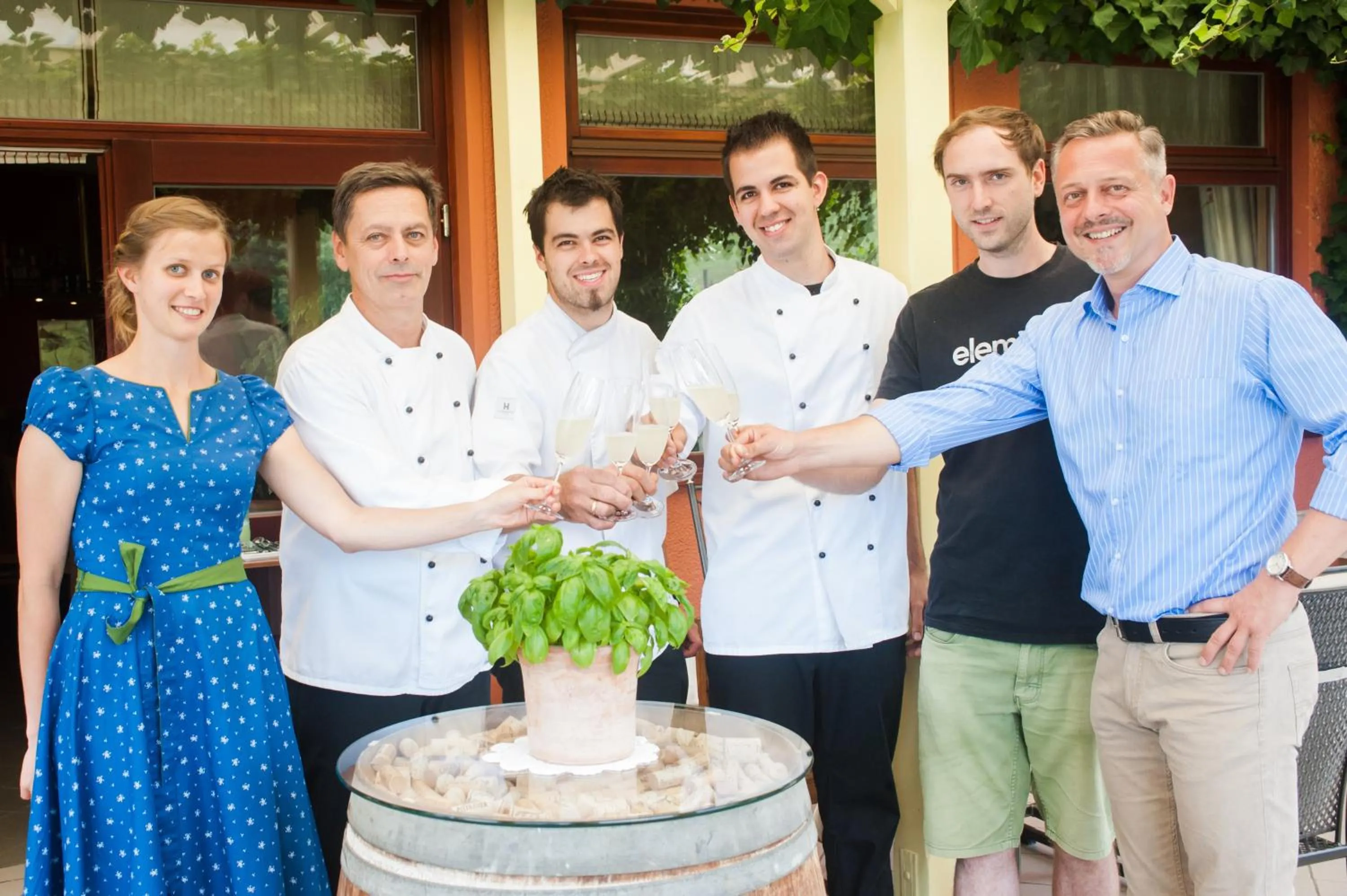 Staff in Kupfer-Dachl