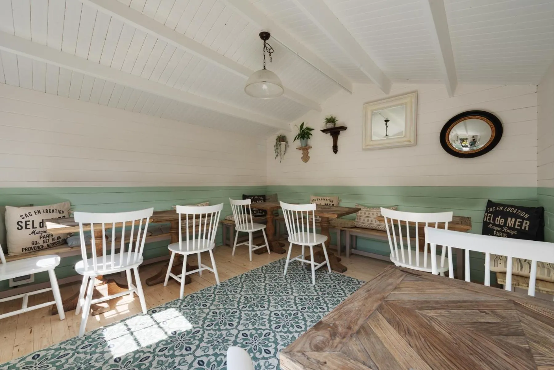 Restaurant/places to eat in Somerset House Boutique Hotel and Restaurant