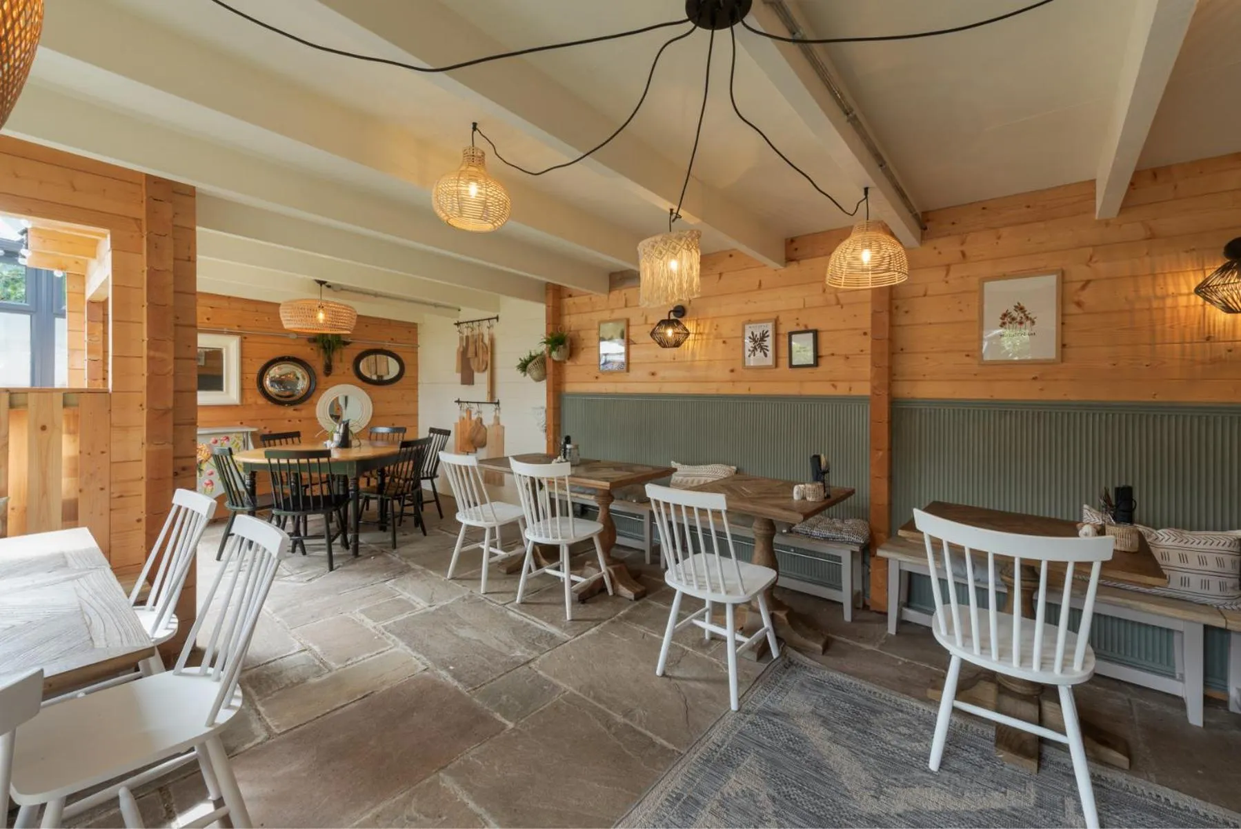 Restaurant/places to eat in Somerset House Boutique Hotel and Restaurant