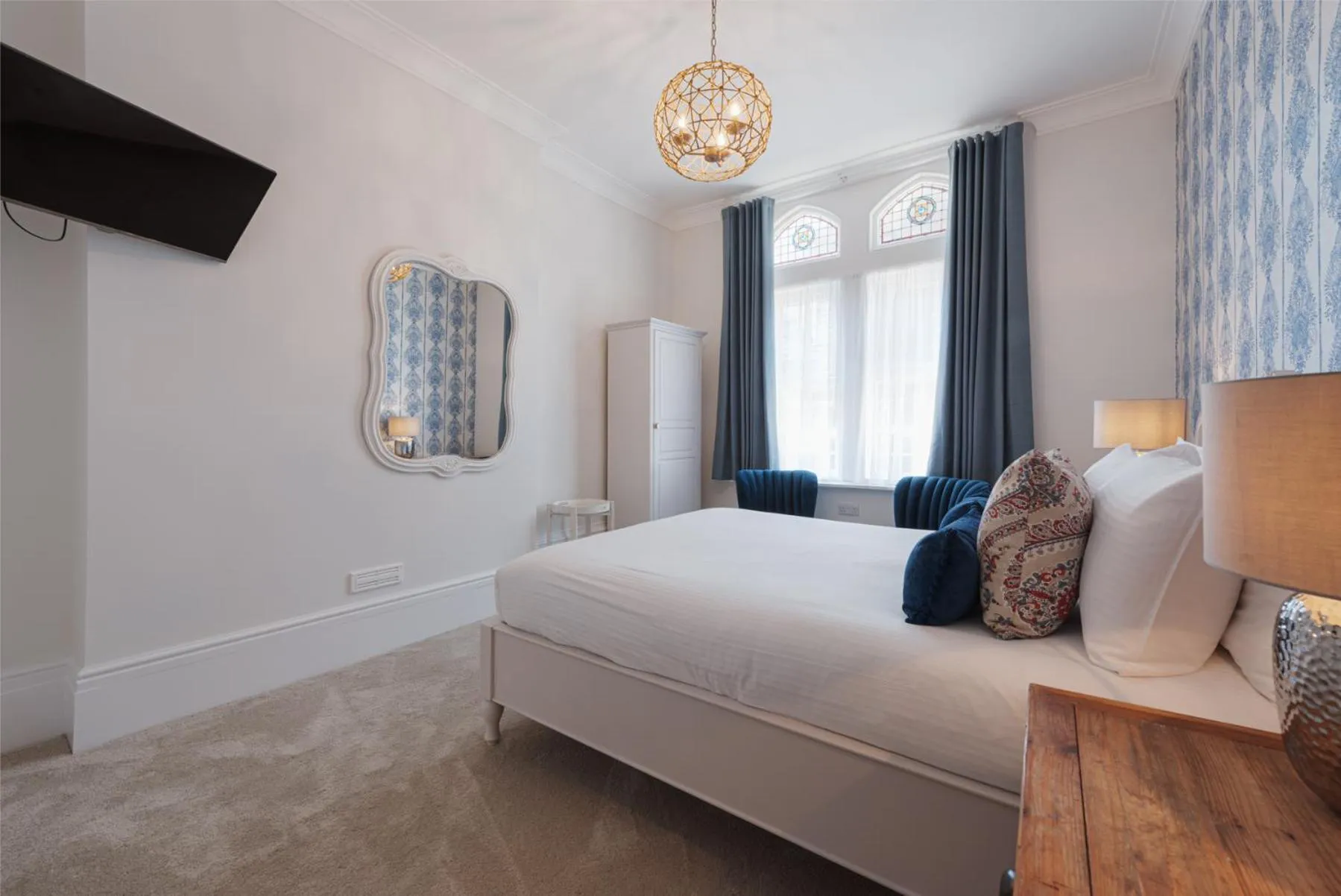 Bed in Somerset House Boutique Hotel and Restaurant