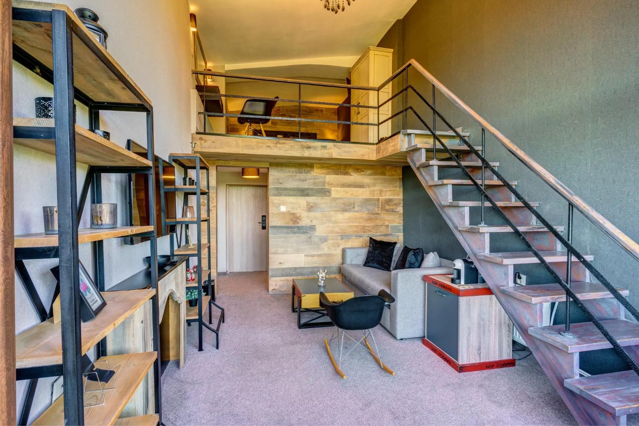 Living room in Grand Hotel Murgavets