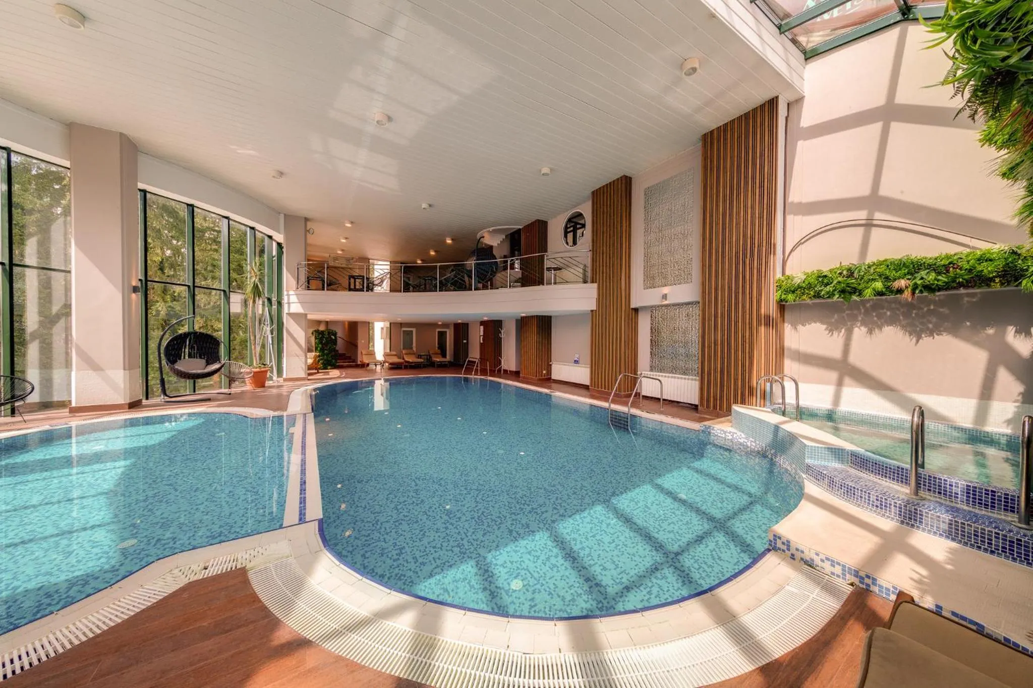 Hot Tub in Grand Hotel Murgavets