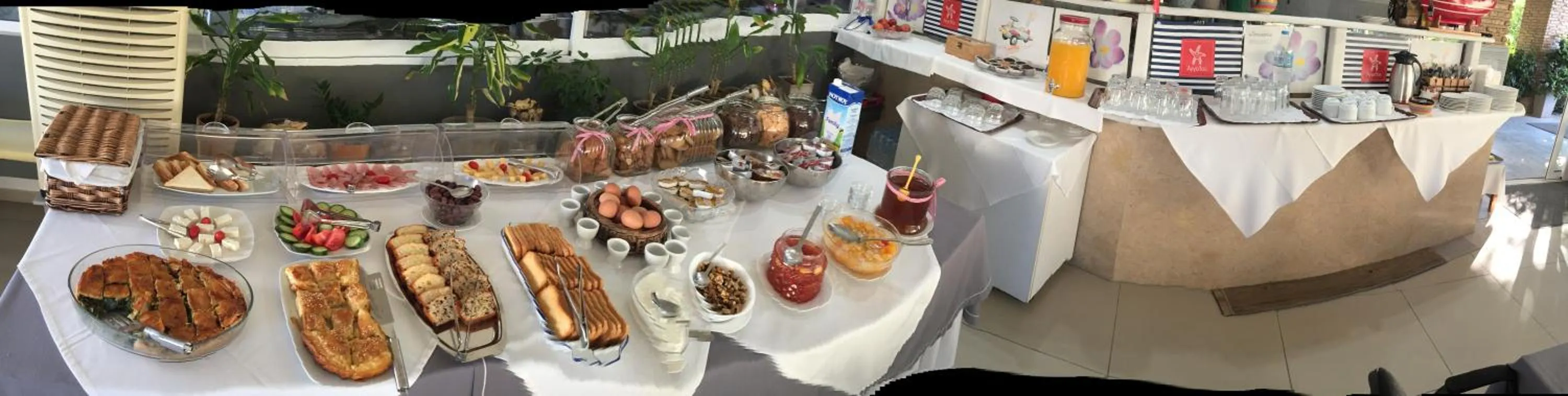 Breakfast in Chaliotis Apartments