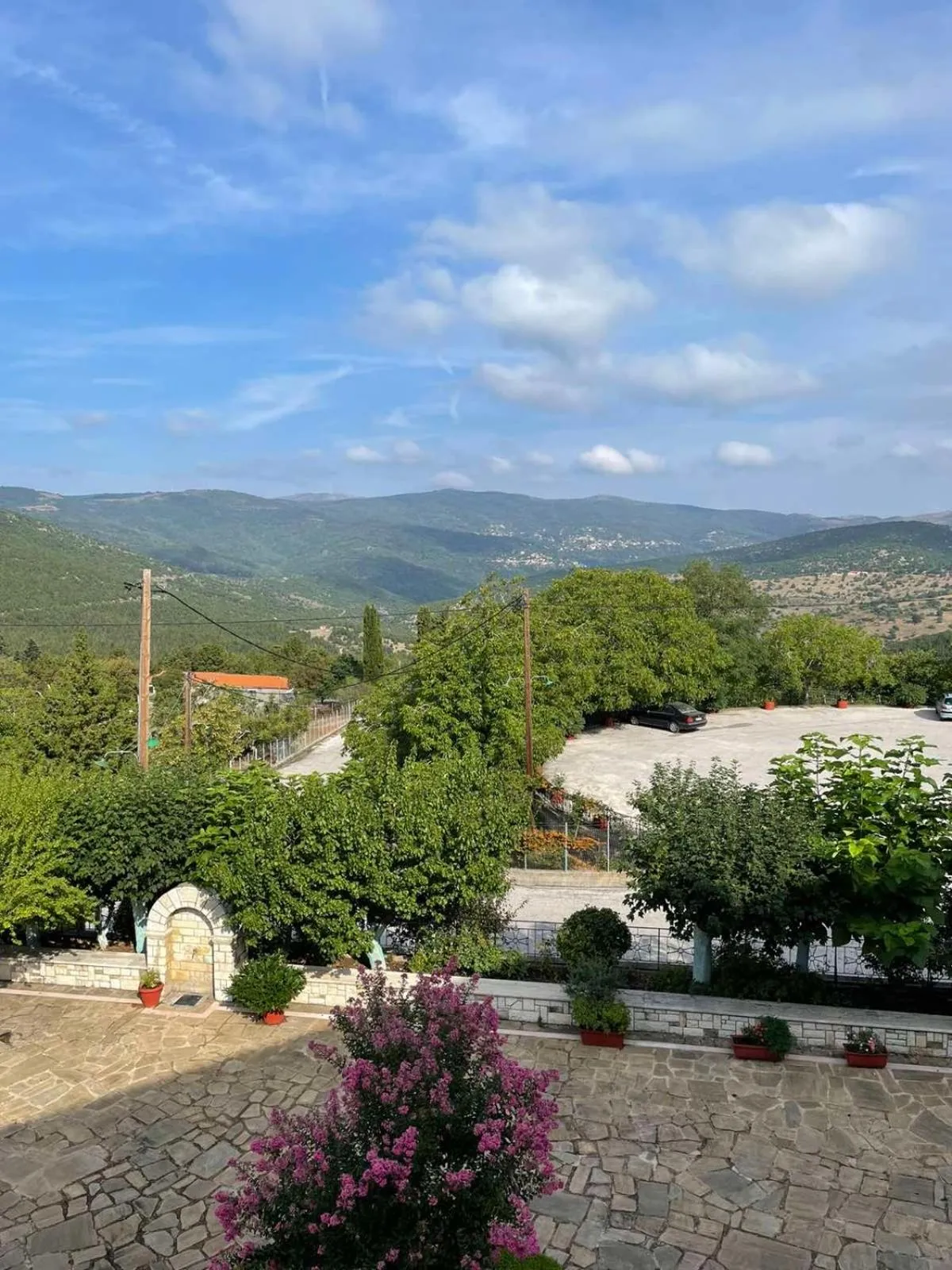 Chaliotis Apartments