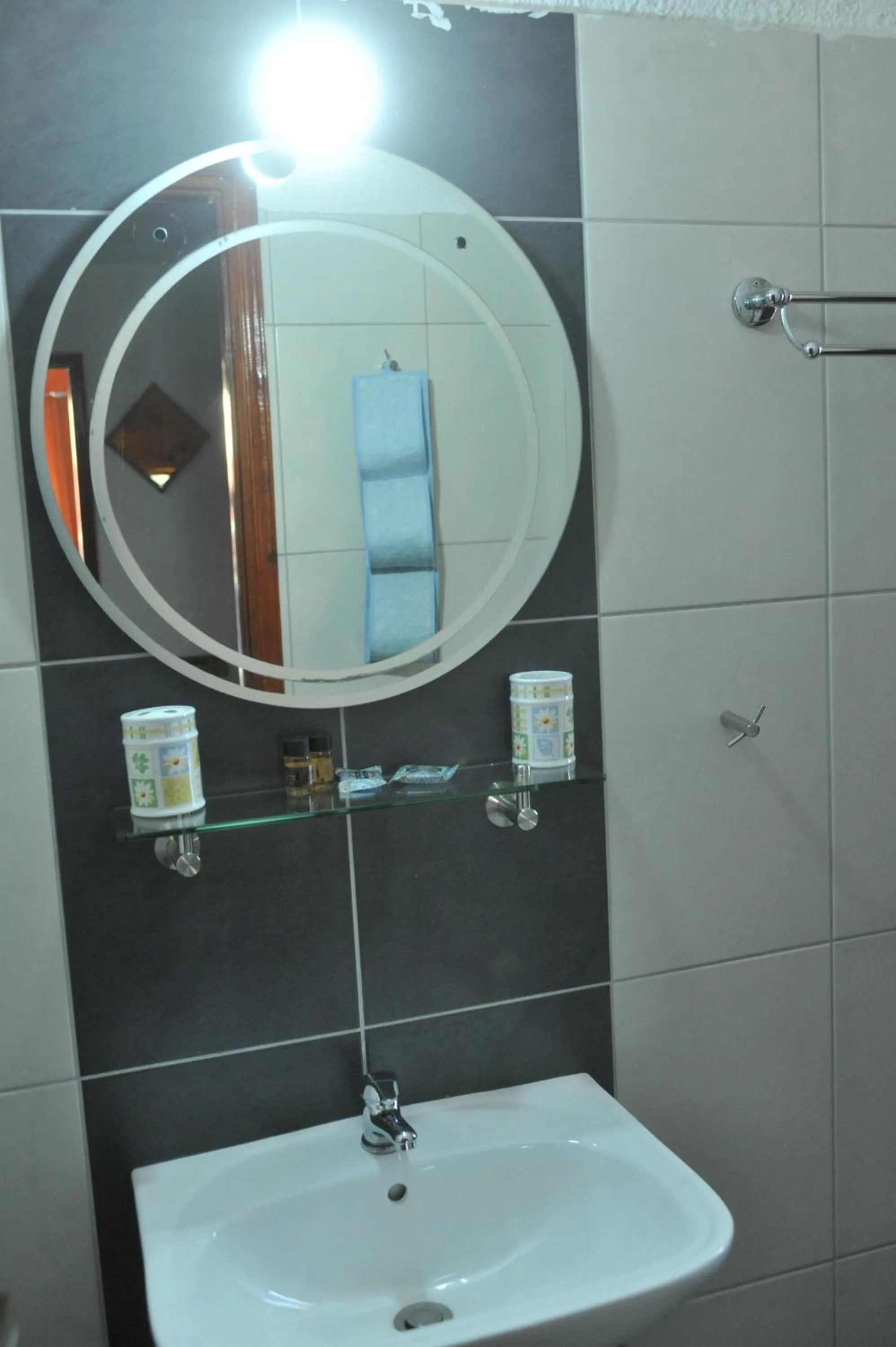 Bathroom in Chaliotis Apartments