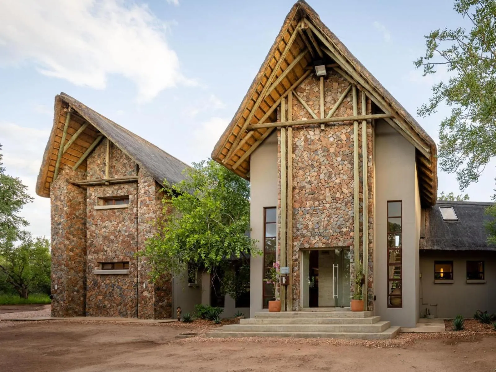 Facade/entrance in eKhaya Bush Lodge