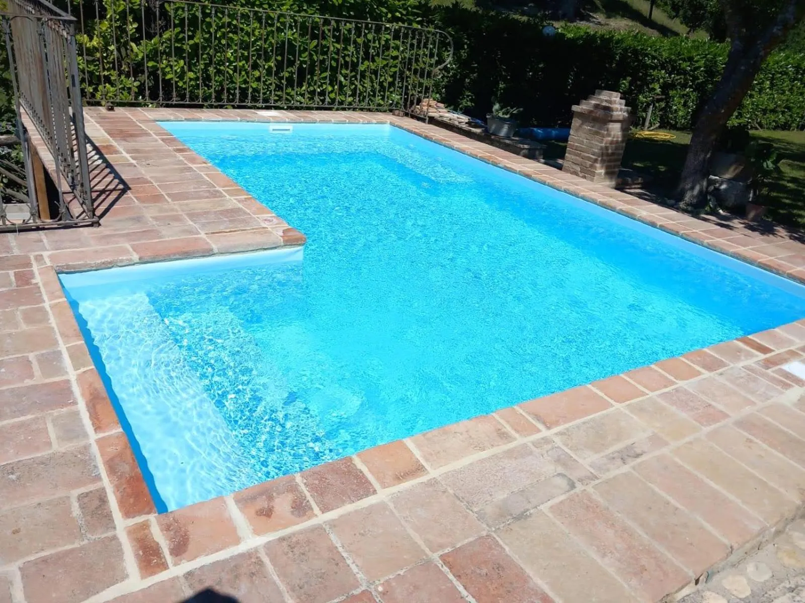 Swimming pool in Montanari Agrivillage
