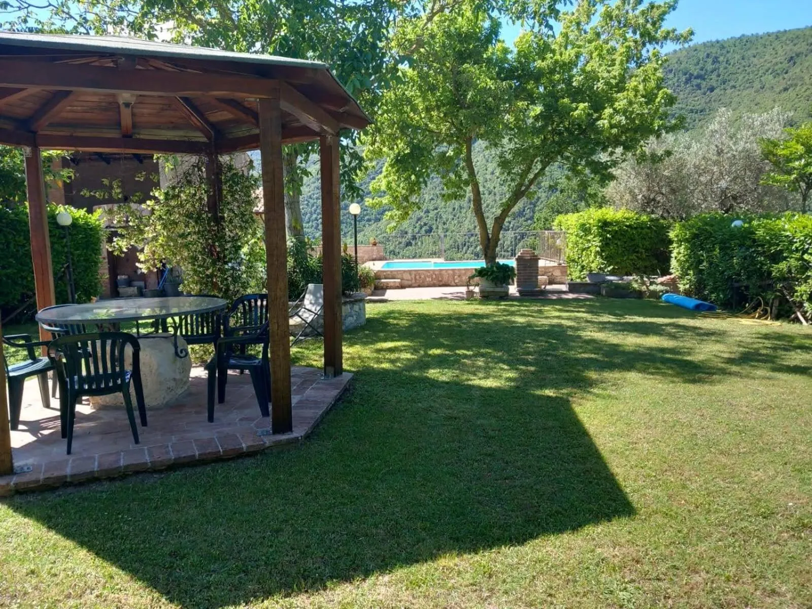 Swimming pool in Montanari Agrivillage