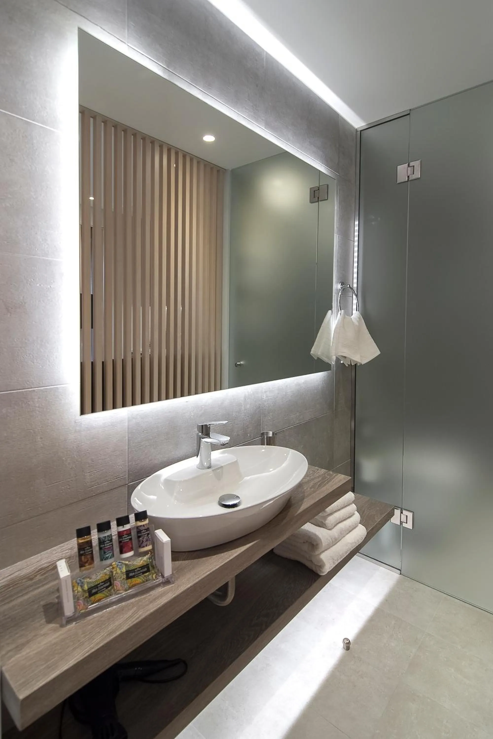 Bathroom in Acropolis Stay