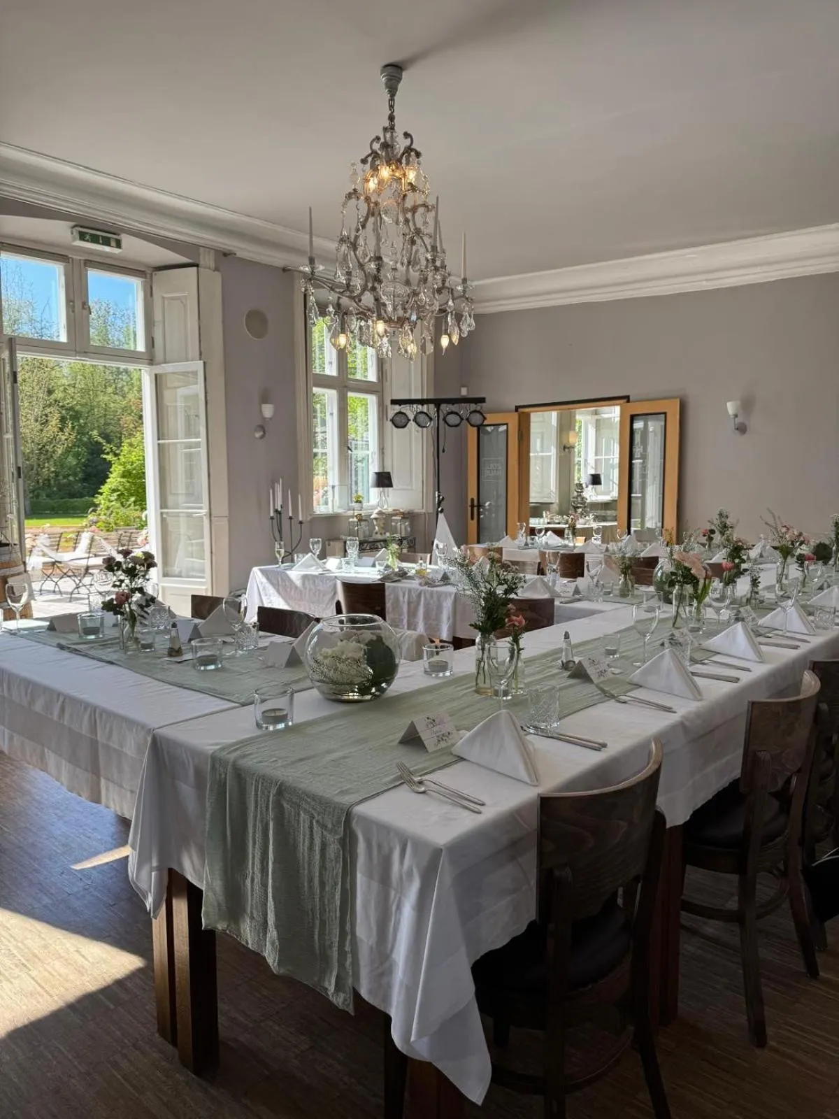 Restaurant/places to eat in Hotel Zollhaus