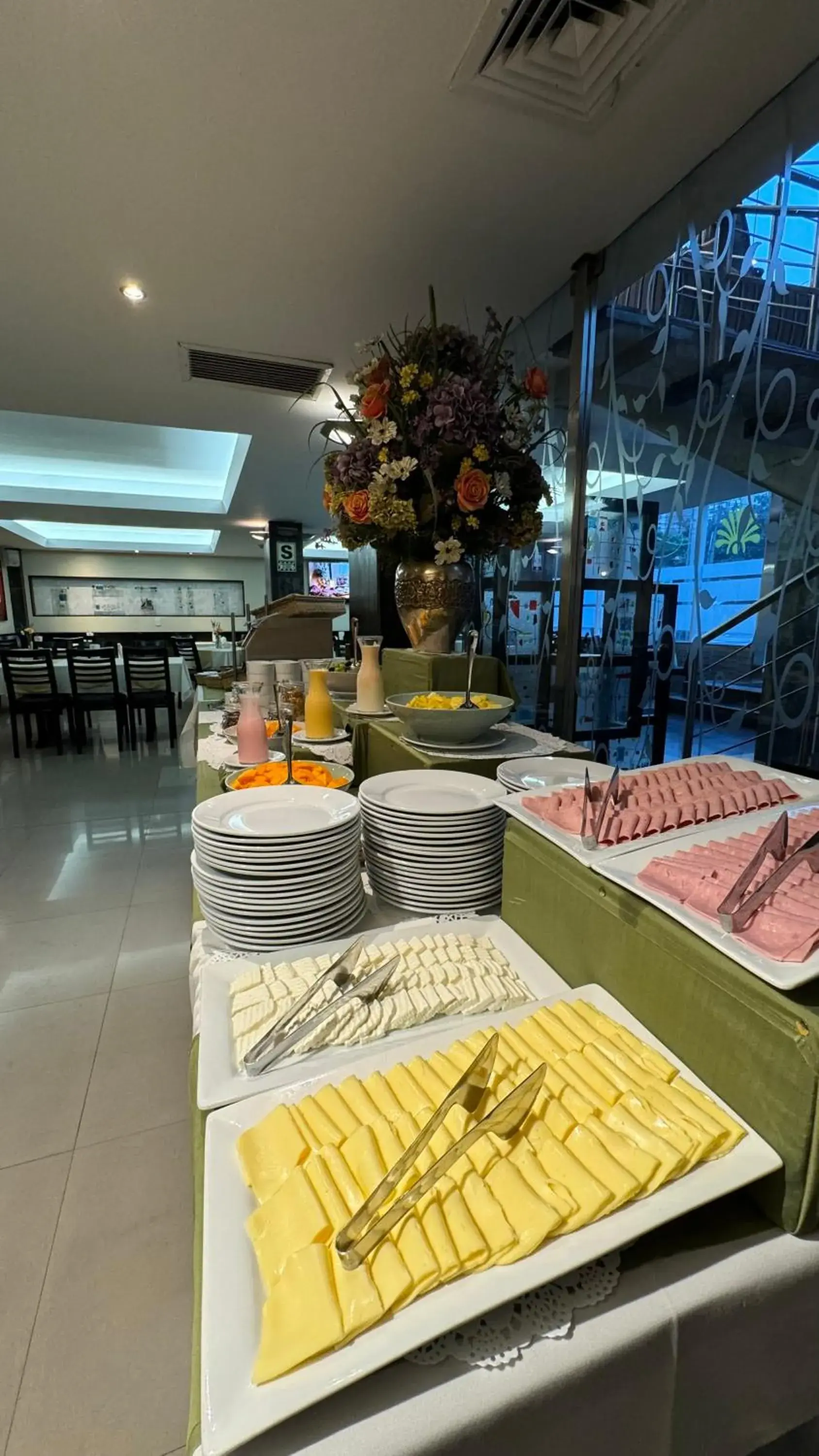 Restaurant/places to eat in Hotel Britania Miraflores Restaurant/places to eat in Hotel Britania Miraflores