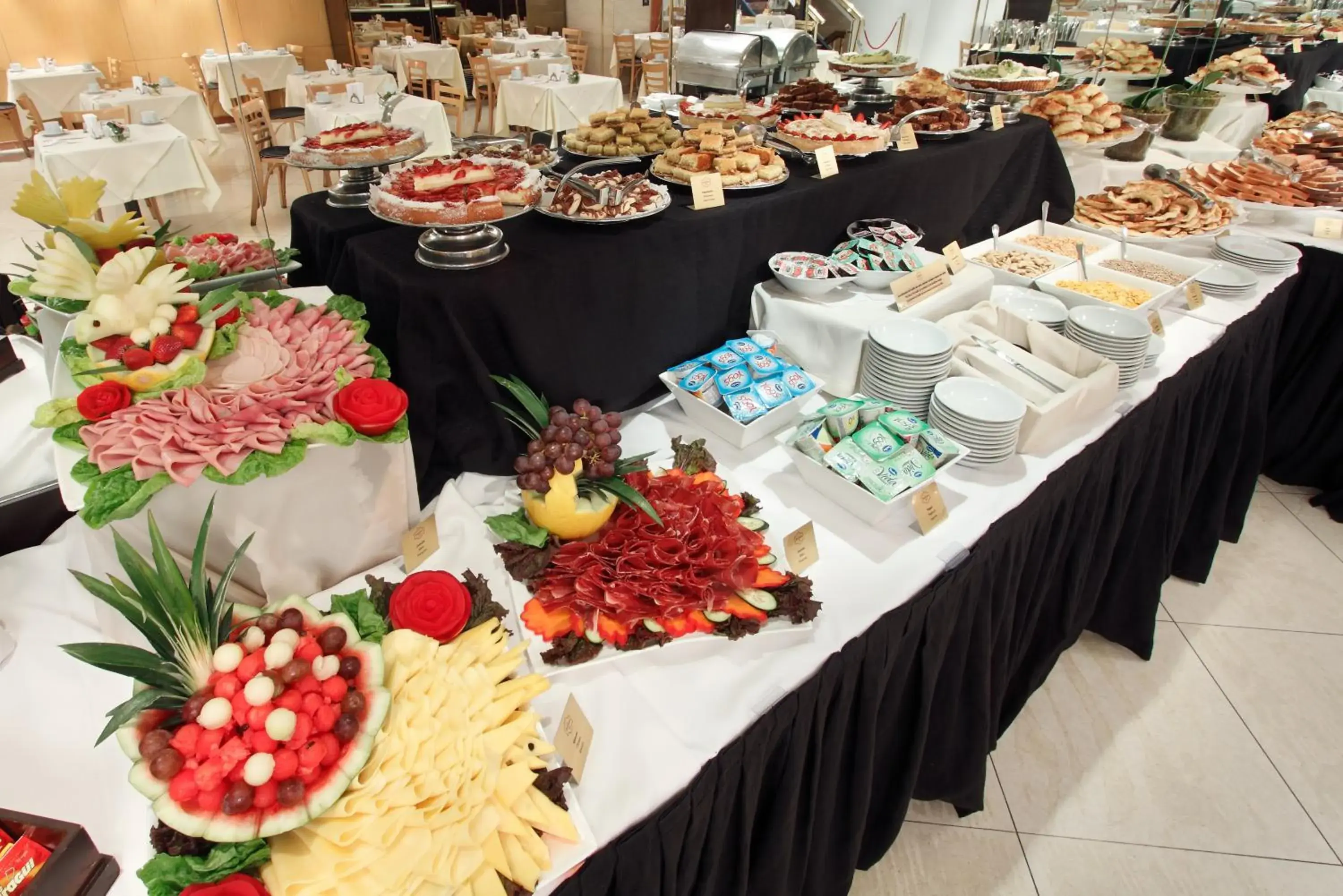 Food in Hotel Dolmen Food in Hotel Dolmen