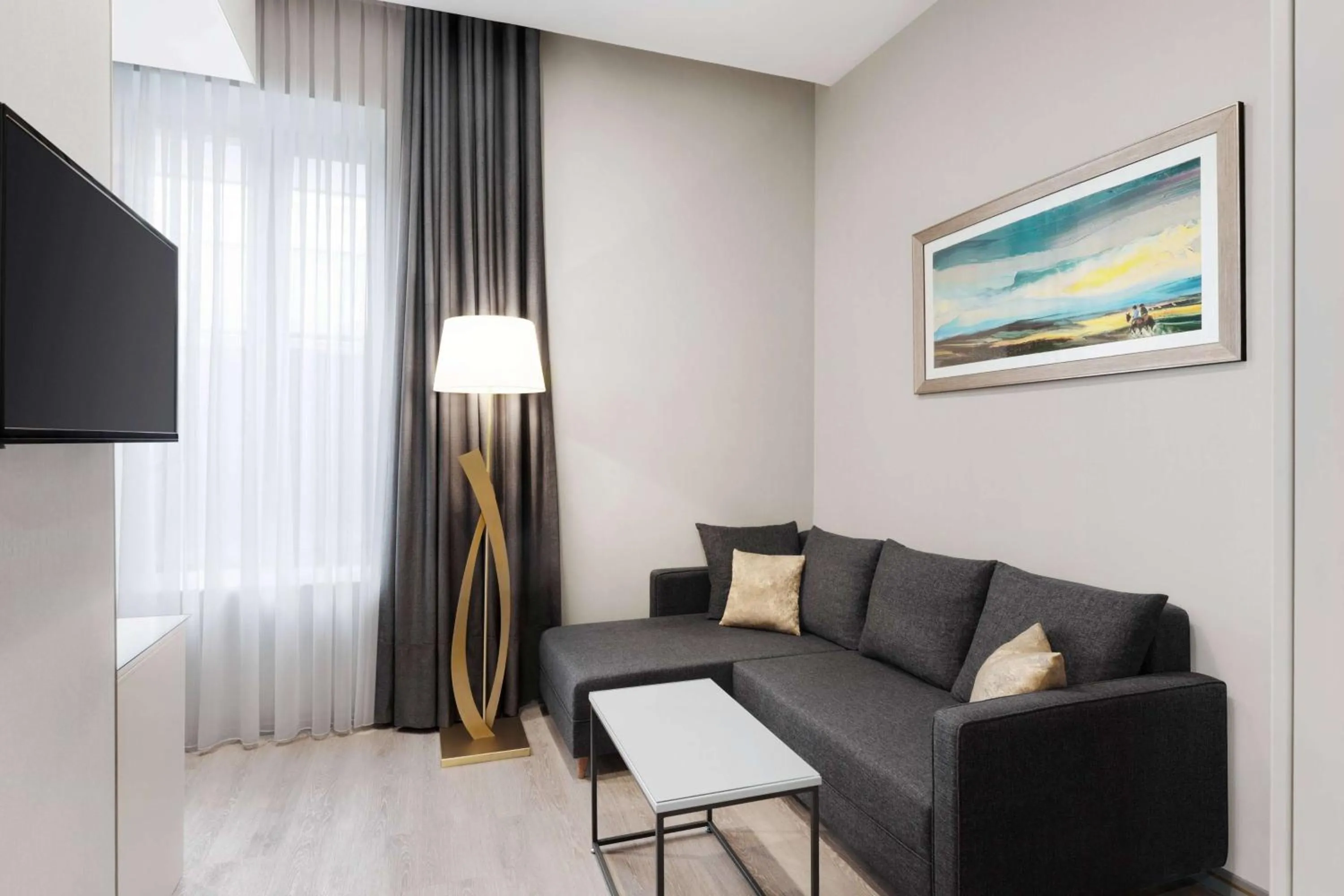 Photo of the whole room in Tbilisi Chambers, Trademark Collection by Wyndham