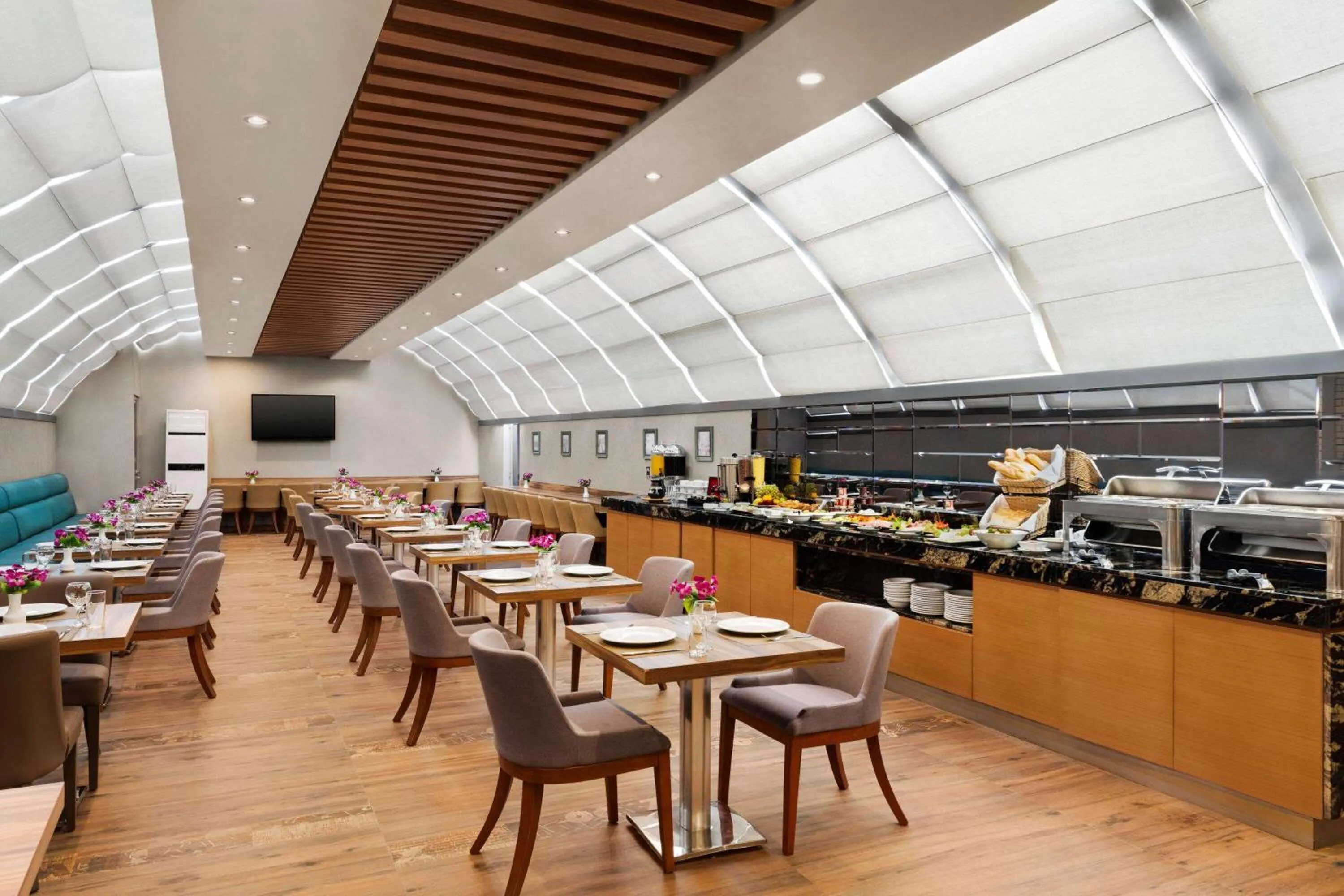 Restaurant/places to eat in Tbilisi Chambers, Trademark Collection by Wyndham