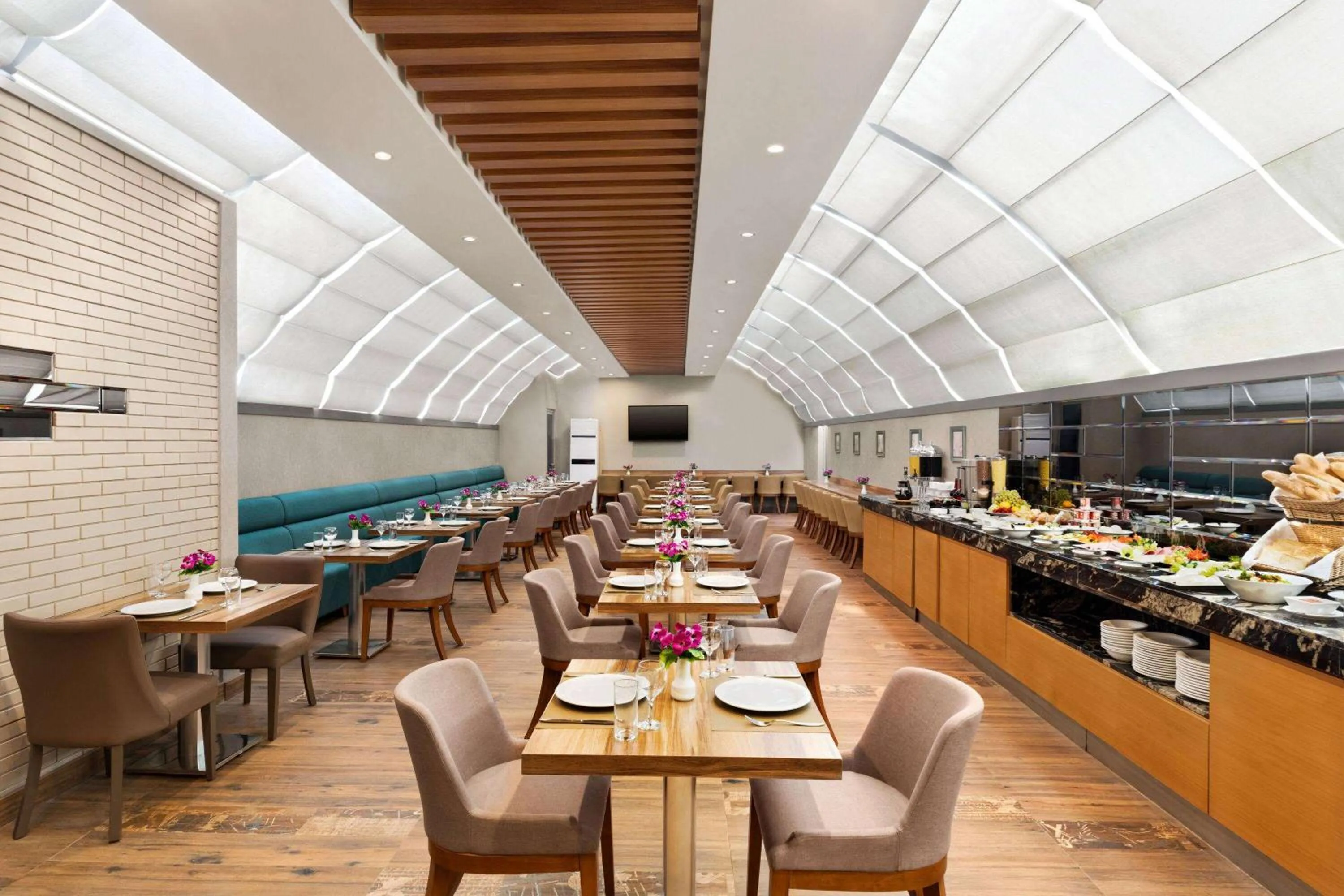 Restaurant/places to eat in Tbilisi Chambers, Trademark Collection by Wyndham