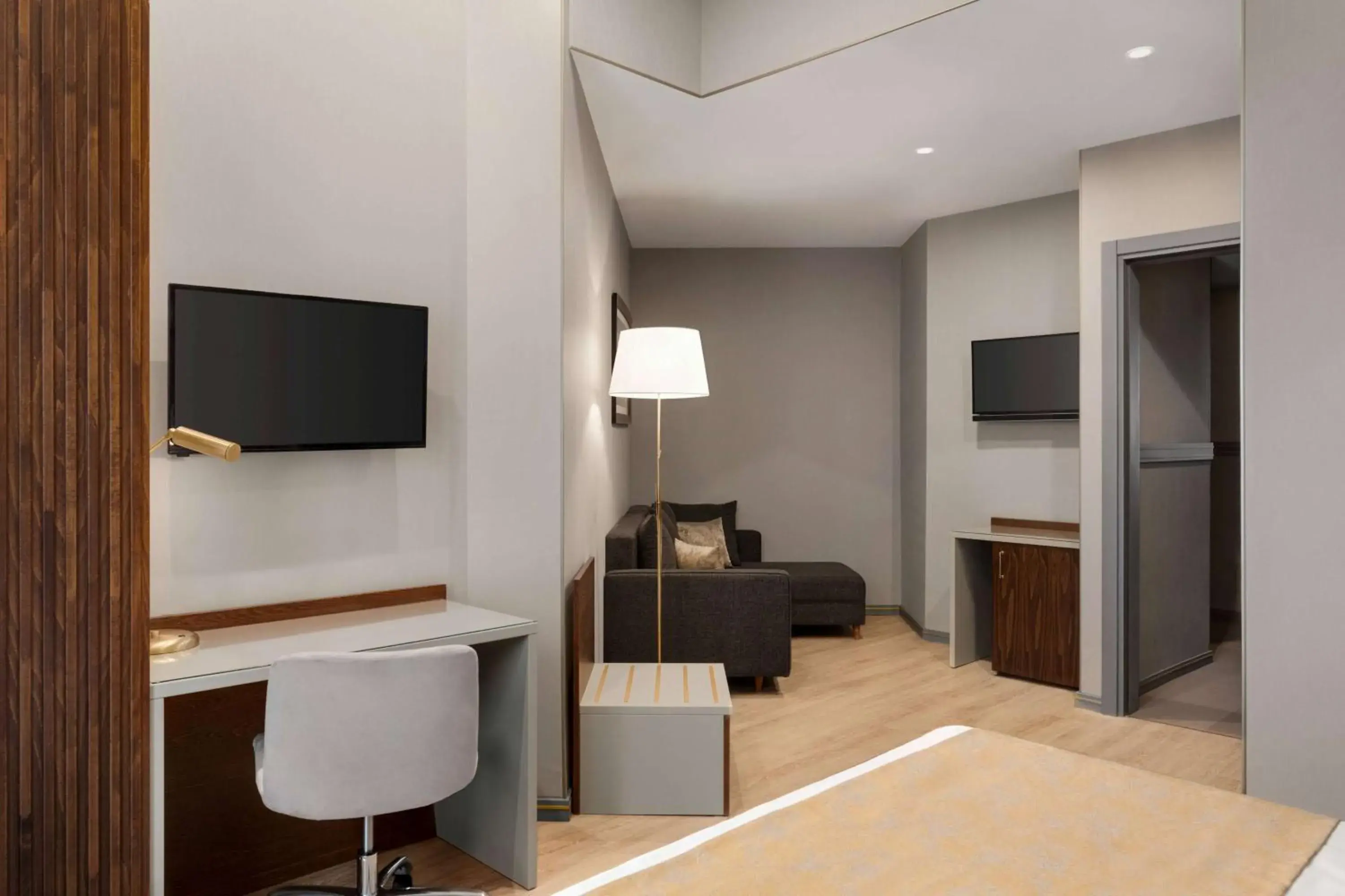 Photo of the whole room, Bed in Tbilisi Chambers, Trademark Collection by Wyndham Photo of the whole room, Bed in Tbilisi Chambers, Trademark Collection by Wyndham