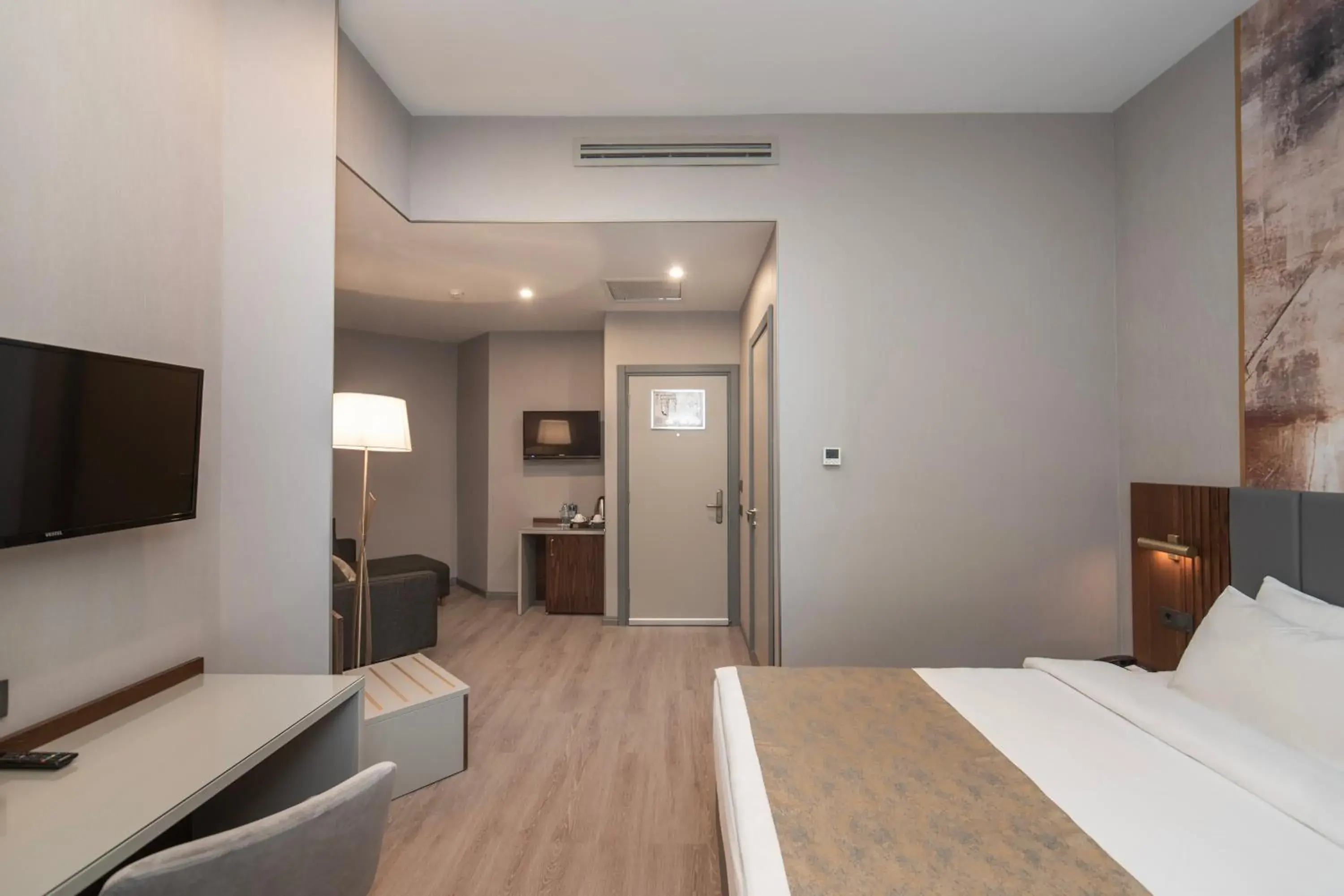 Premium Chamber Twin/King Room - single occupancy - Non-Smoking in Tbilisi Chambers, Trademark Collection by Wyndham Premium Chamber Twin/King Room - single occupancy - Non-Smoking in Tbilisi Chambers, Trademark Collection by Wyndham