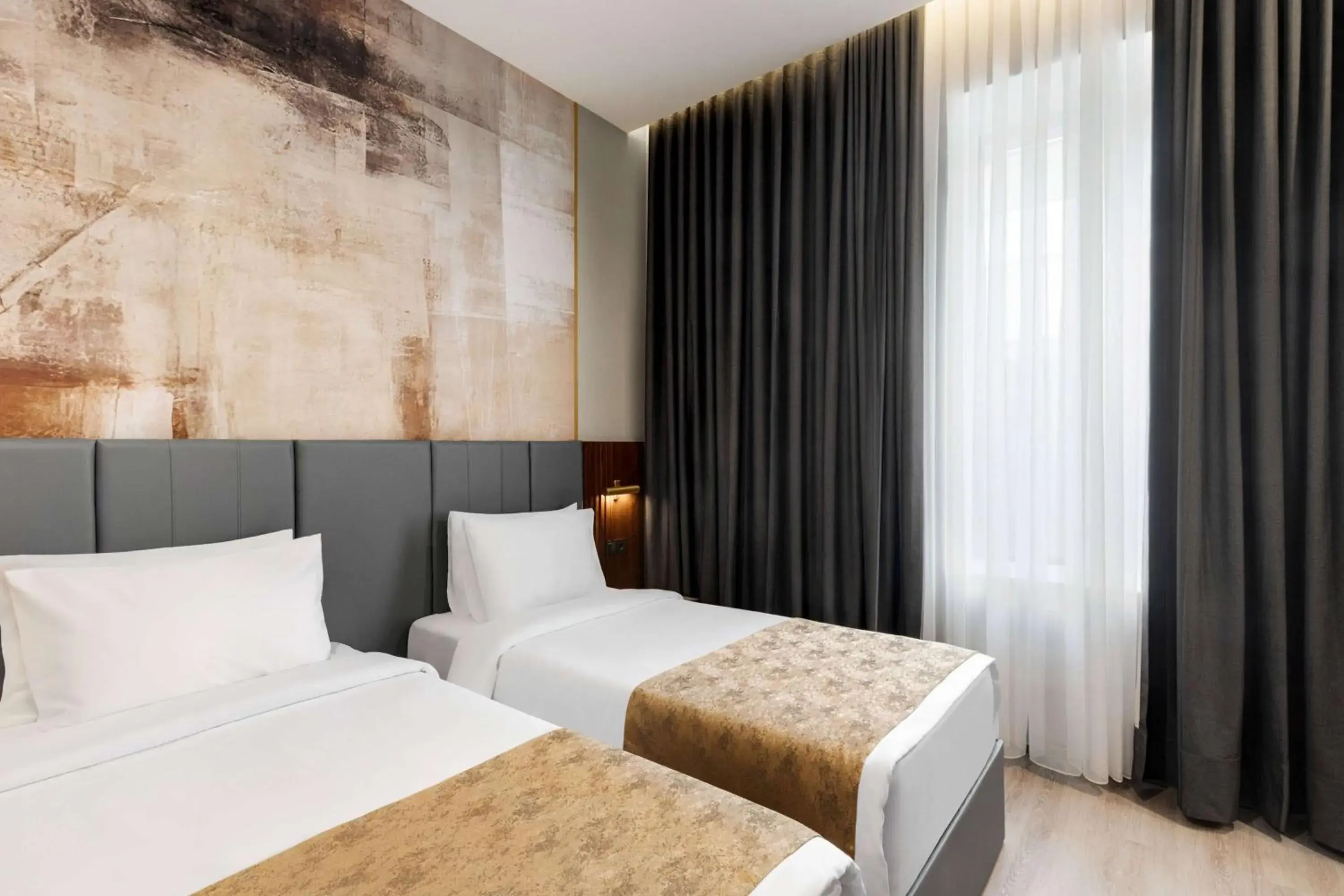 Photo of the whole room, Bed in Tbilisi Chambers, Trademark Collection by Wyndham Photo of the whole room, Bed in Tbilisi Chambers, Trademark Collection by Wyndham