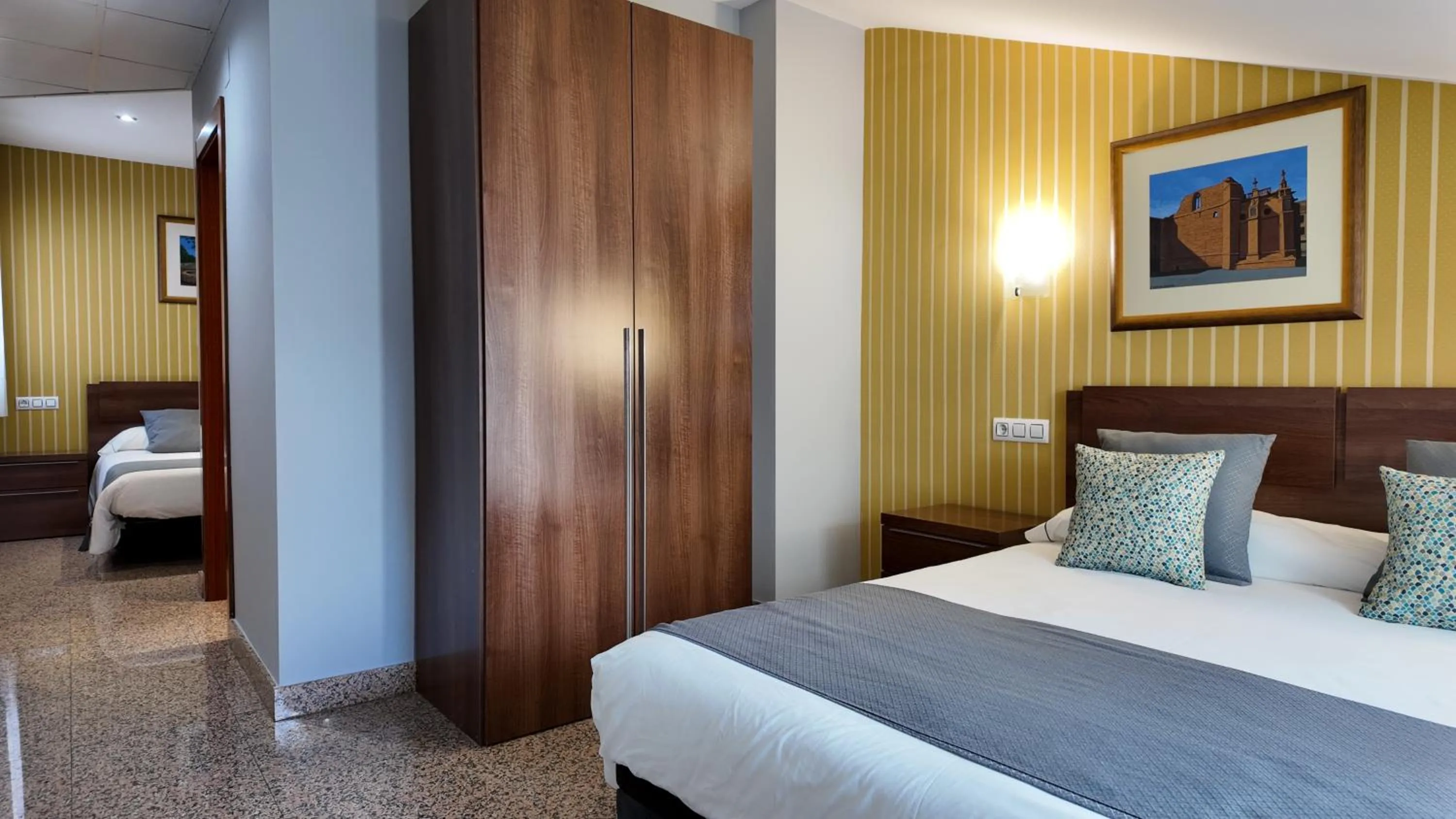 Quadruple Room in Hotel Arcos Catedral
