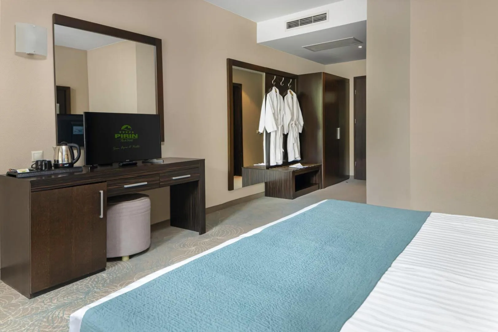 Photo of the whole room, Bed in Pirin Park Hotel