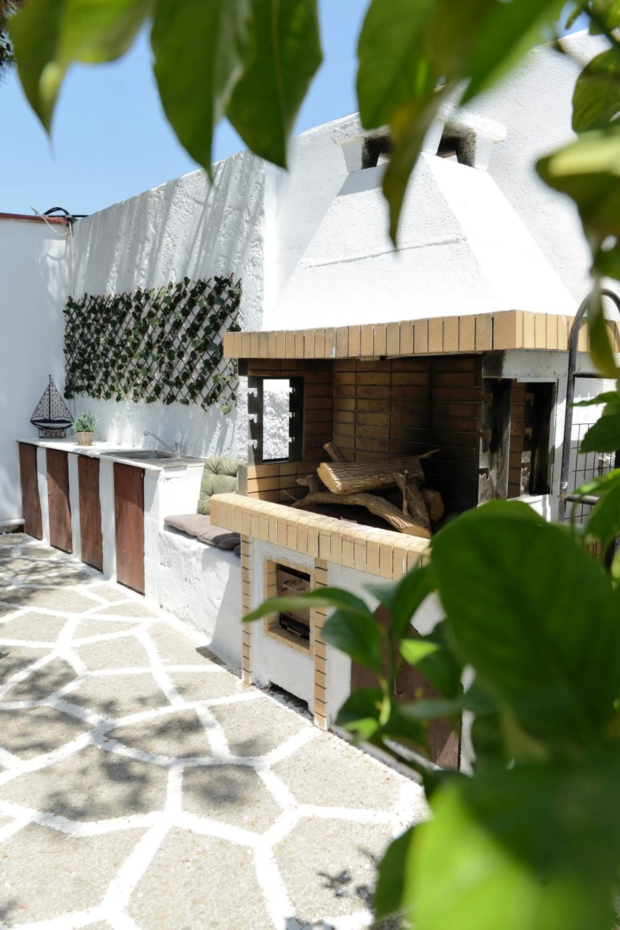 BBQ facilities in Villa Nastazia