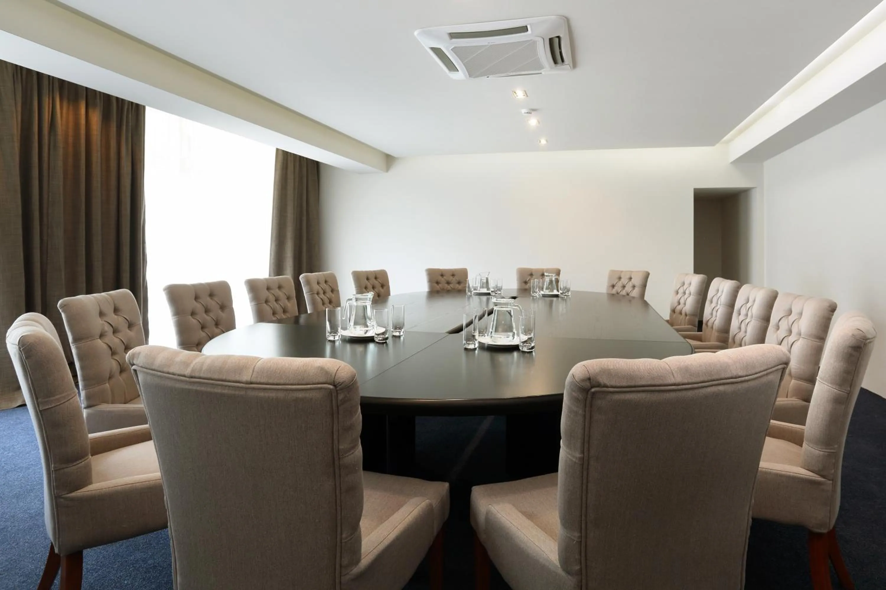 Meeting/conference room in Dunav Plaza Hotel