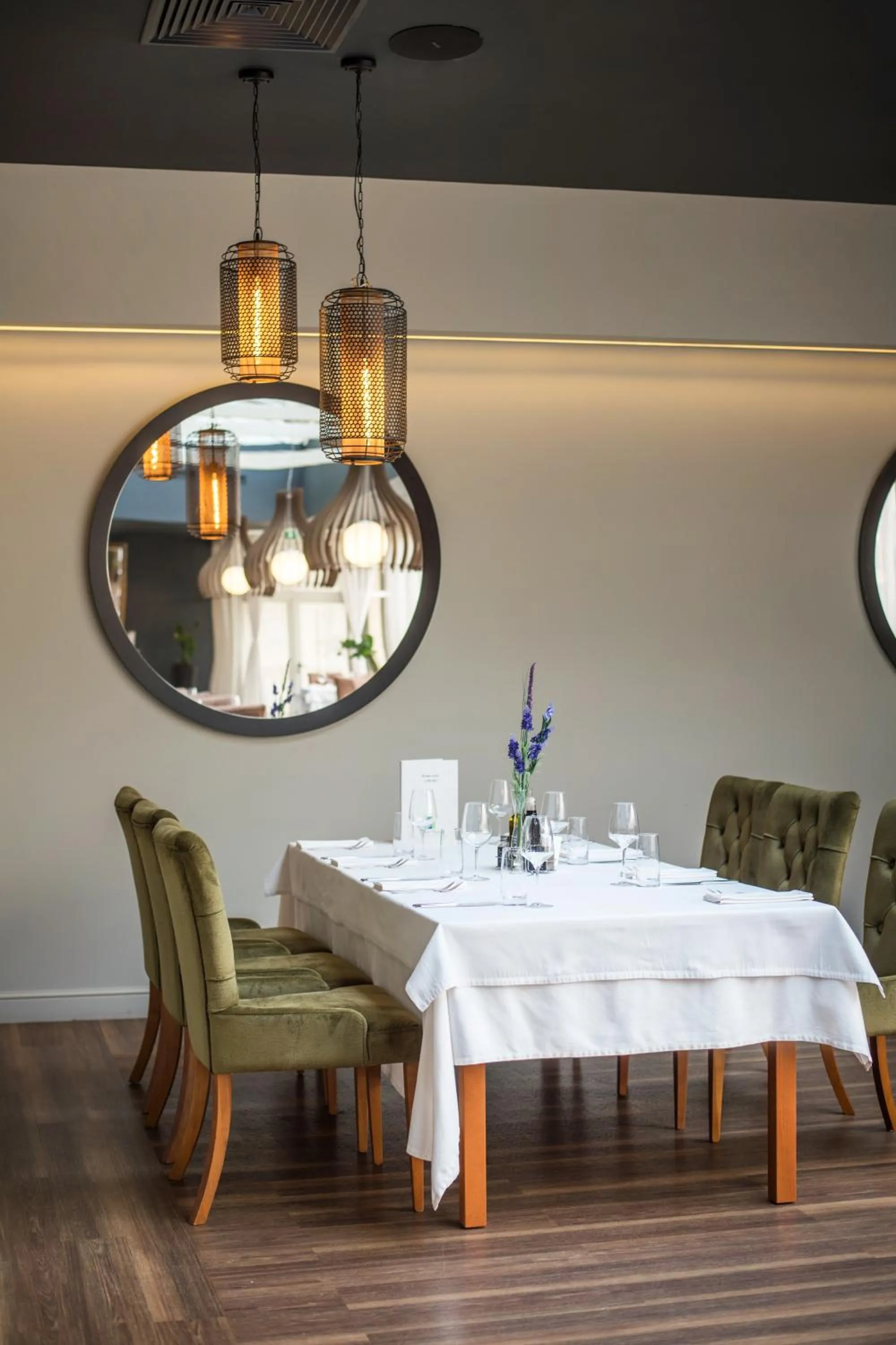 Restaurant/places to eat in Dunav Plaza Hotel