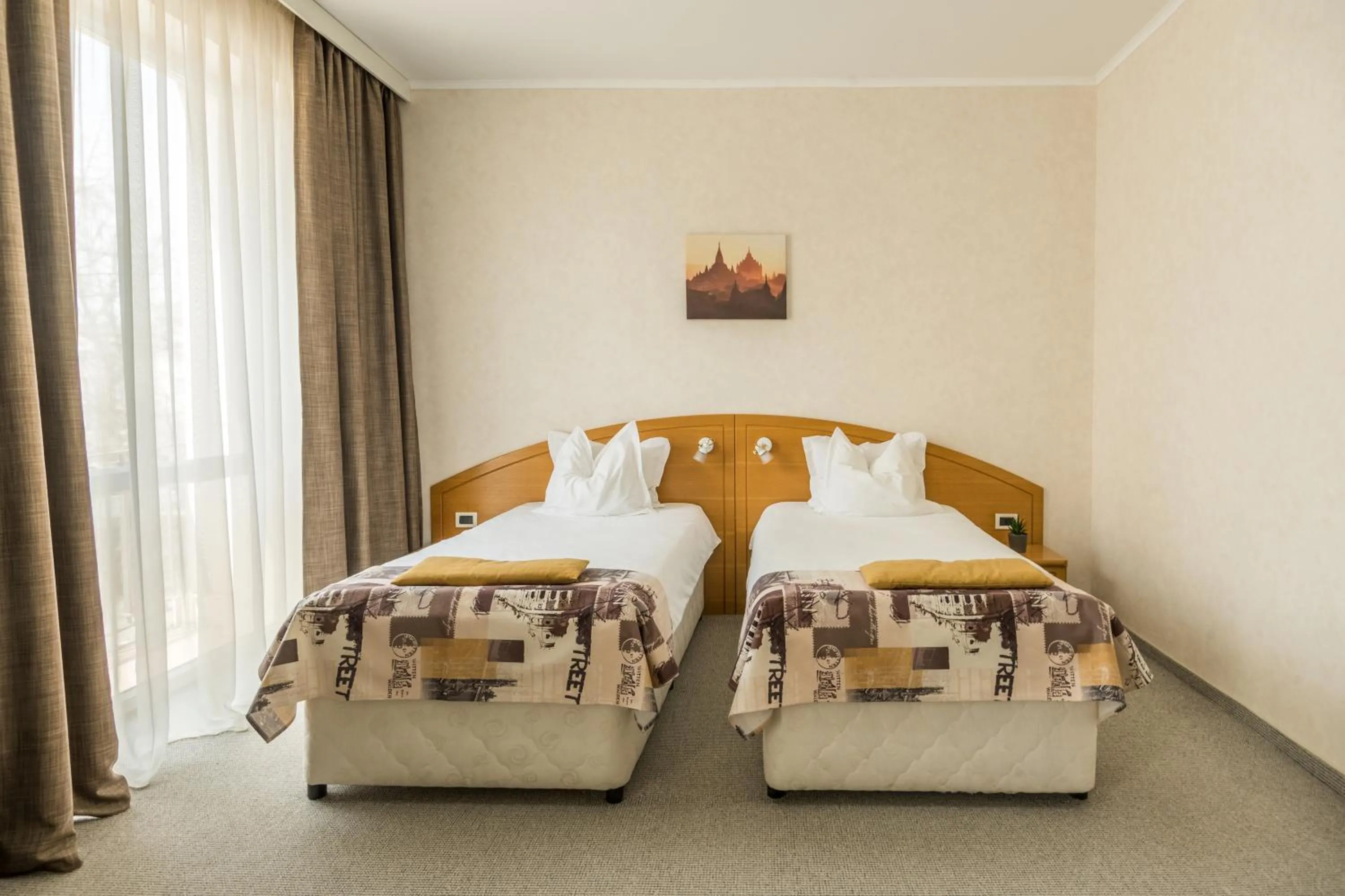 Bed in Dunav Plaza Hotel