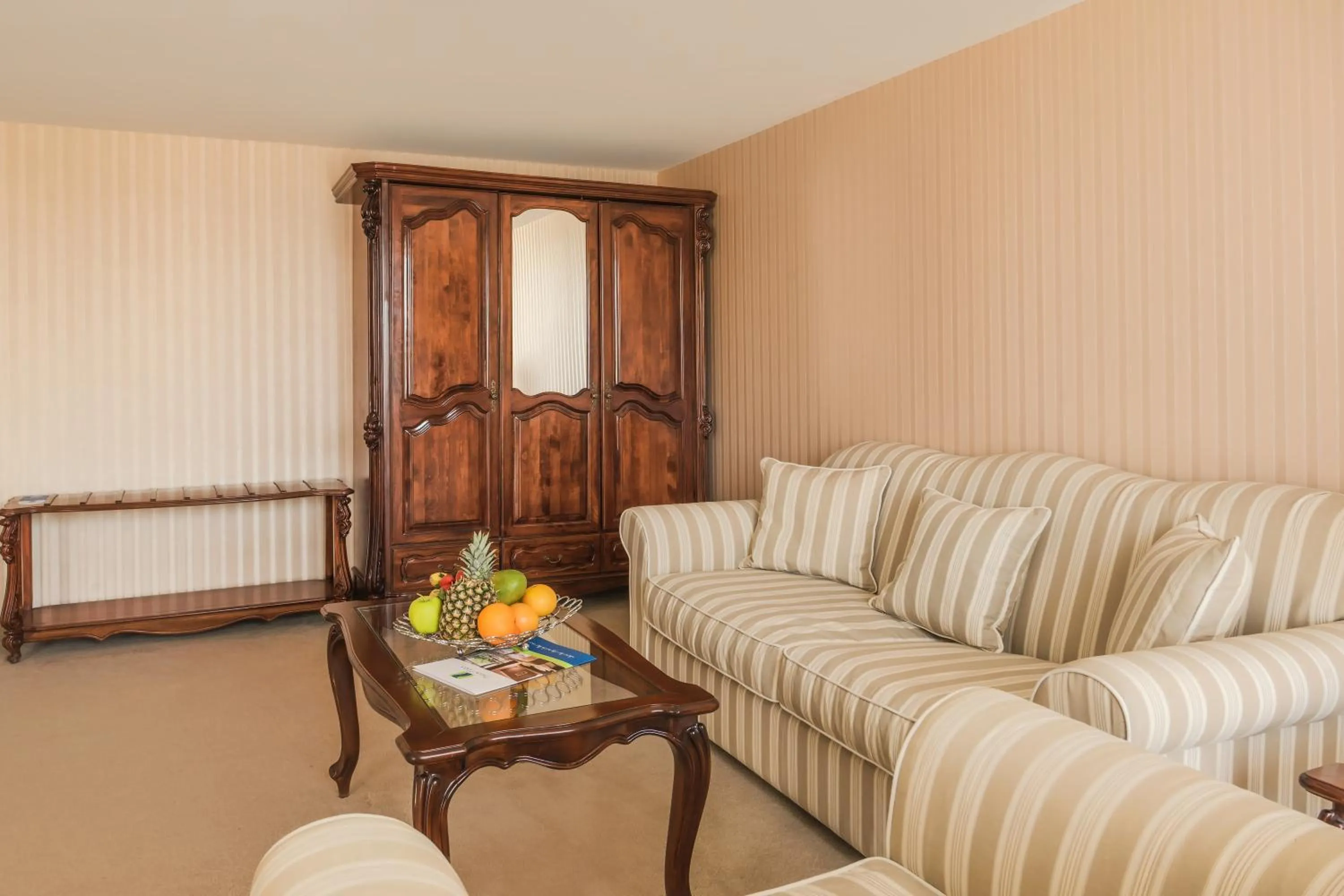 Living room in Dunav Plaza Hotel