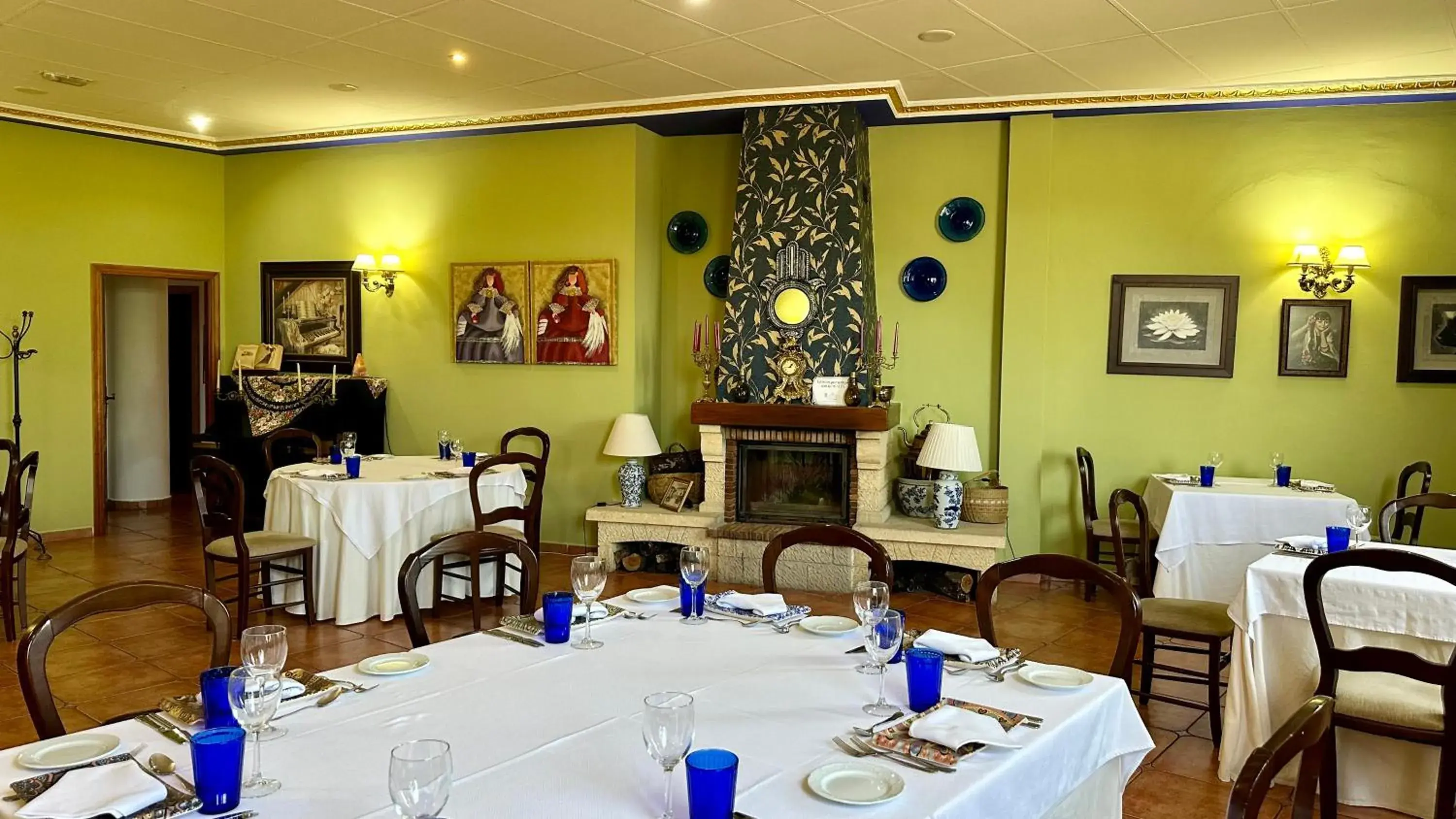 Restaurant/places to eat in Hotel El Curro Restaurant/places to eat in Hotel El Curro