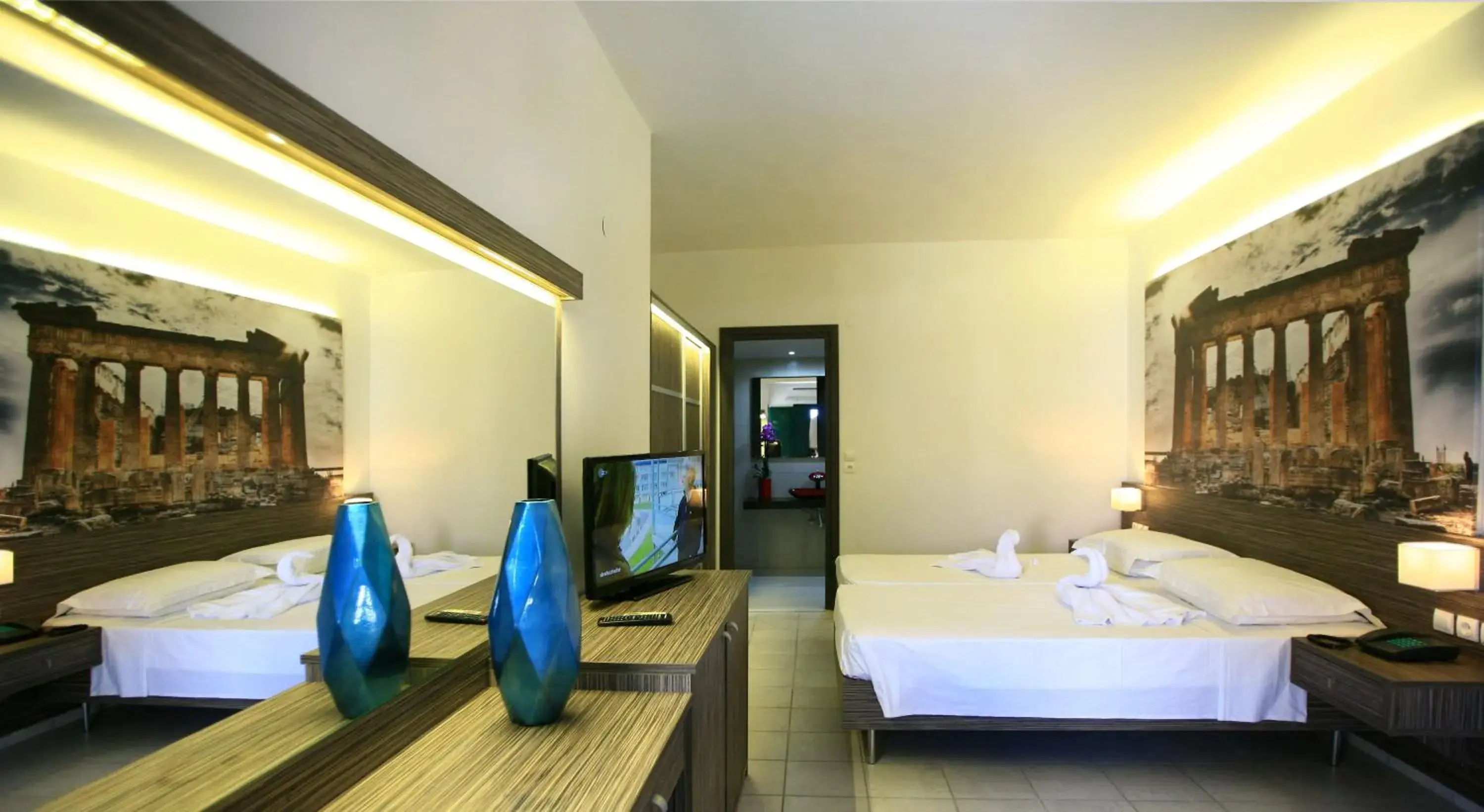 Photo of the whole room, Bed in Eurohotel Katrin Suites Photo of the whole room, Bed in Eurohotel Katrin Suites