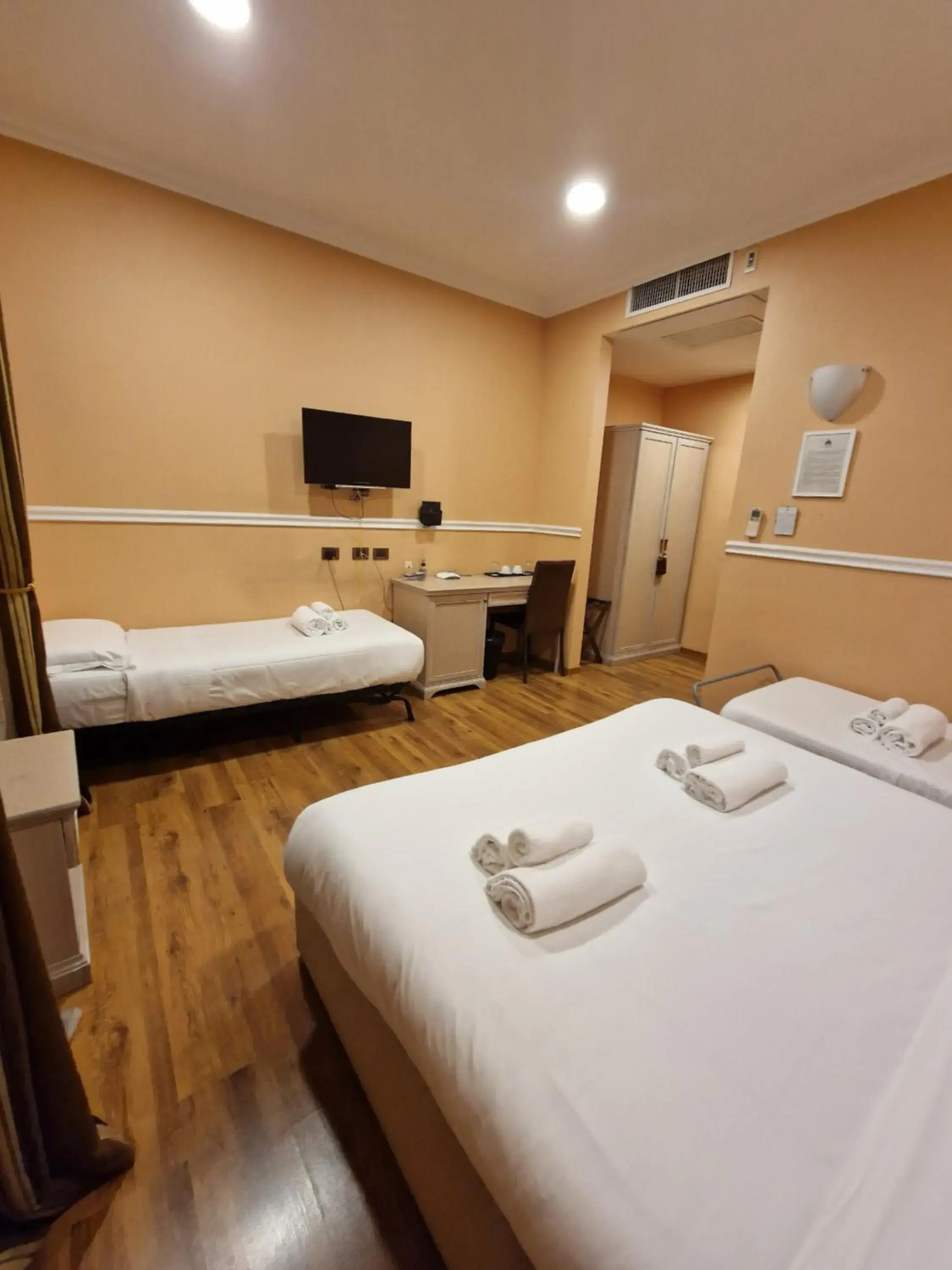 Family Room - single occupancy in PapavistaRelais Family Room - single occupancy in PapavistaRelais