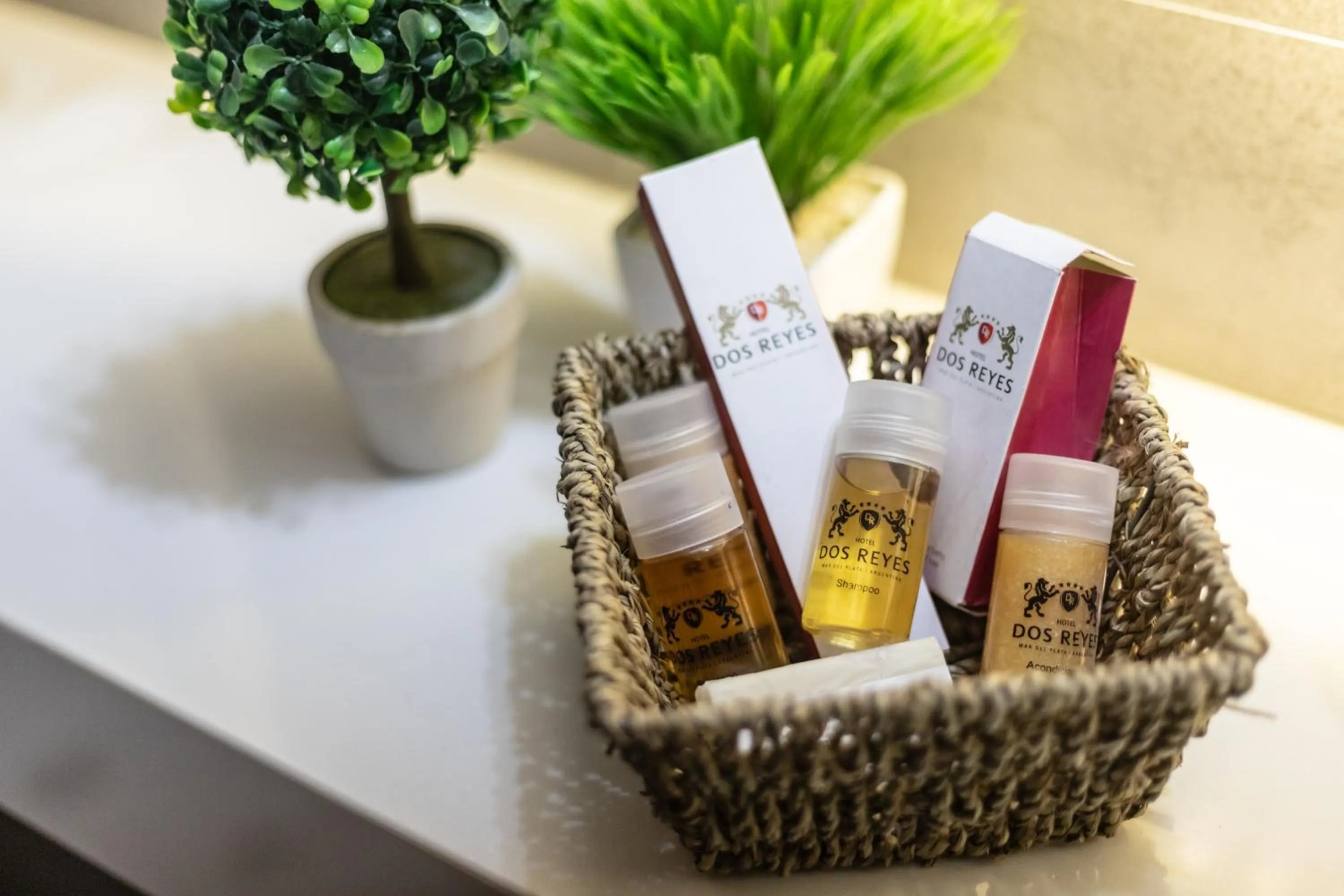 Bathroom in Hotel Dos Reyes