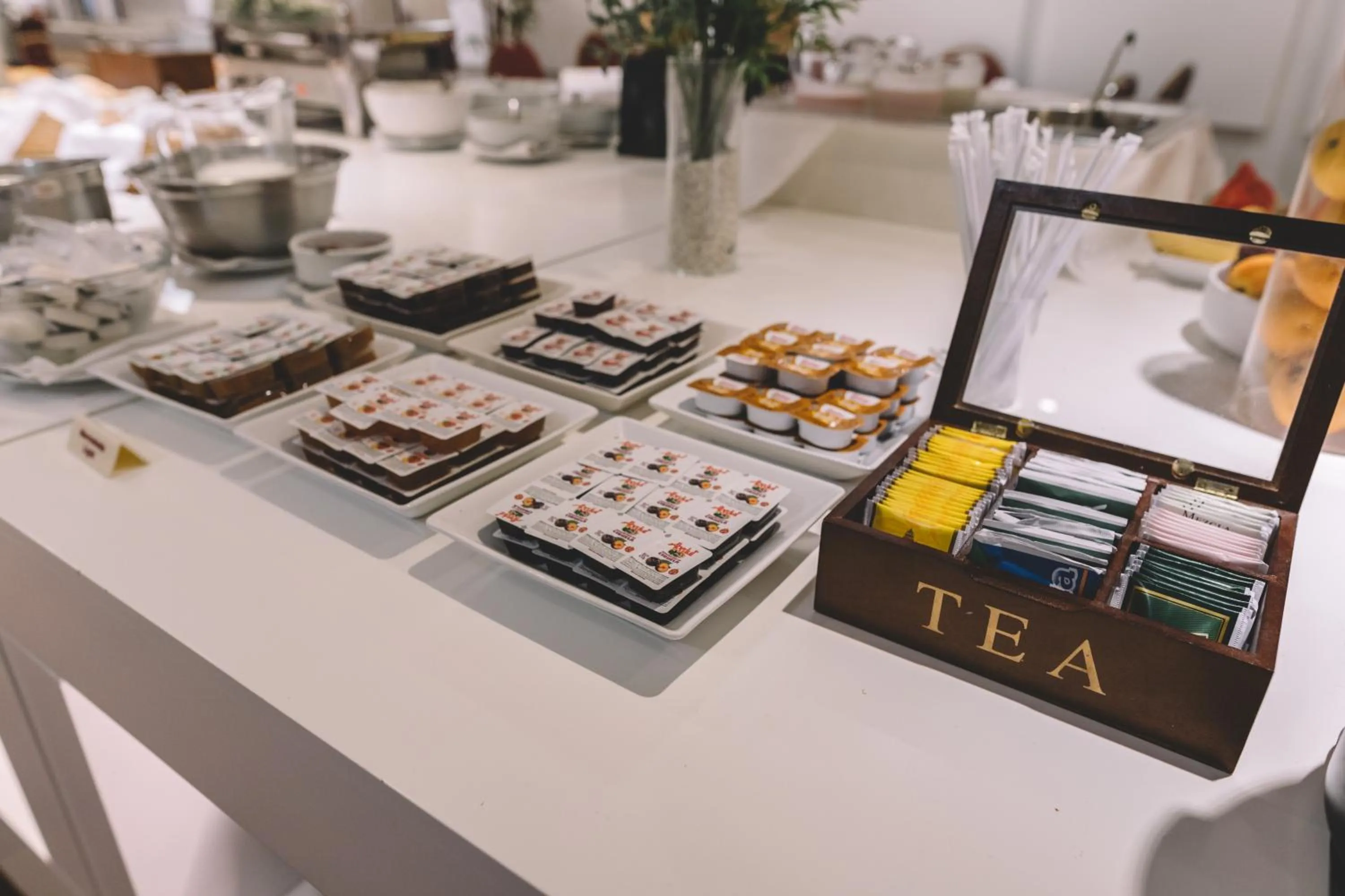 Buffet breakfast in Hotel Dos Reyes