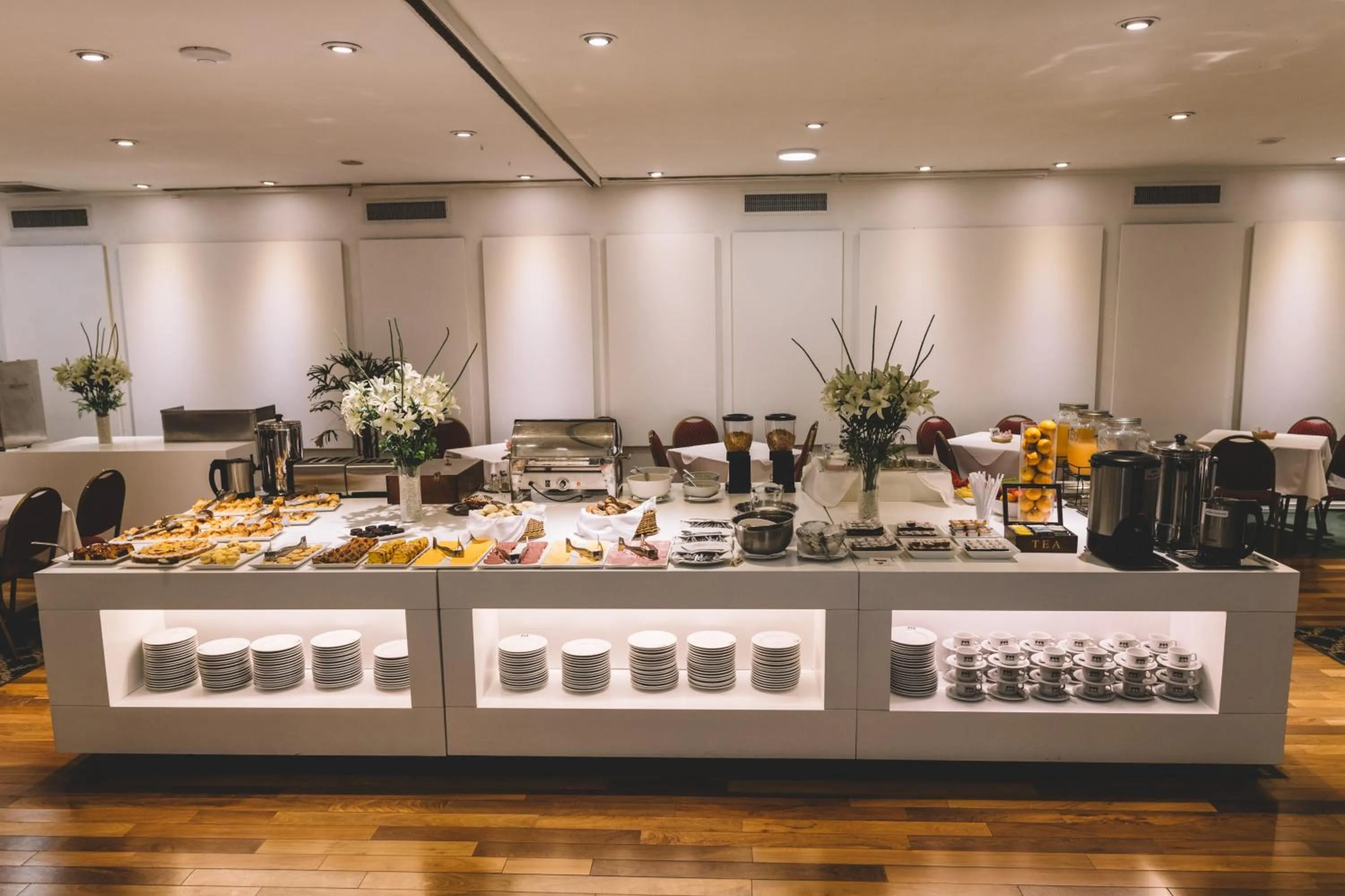 Breakfast in Hotel Dos Reyes