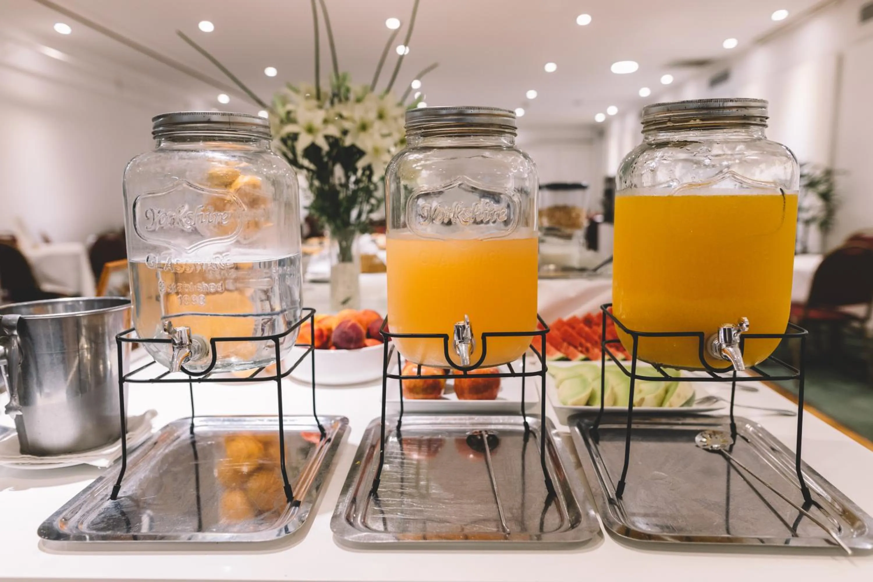 Buffet breakfast in Hotel Dos Reyes