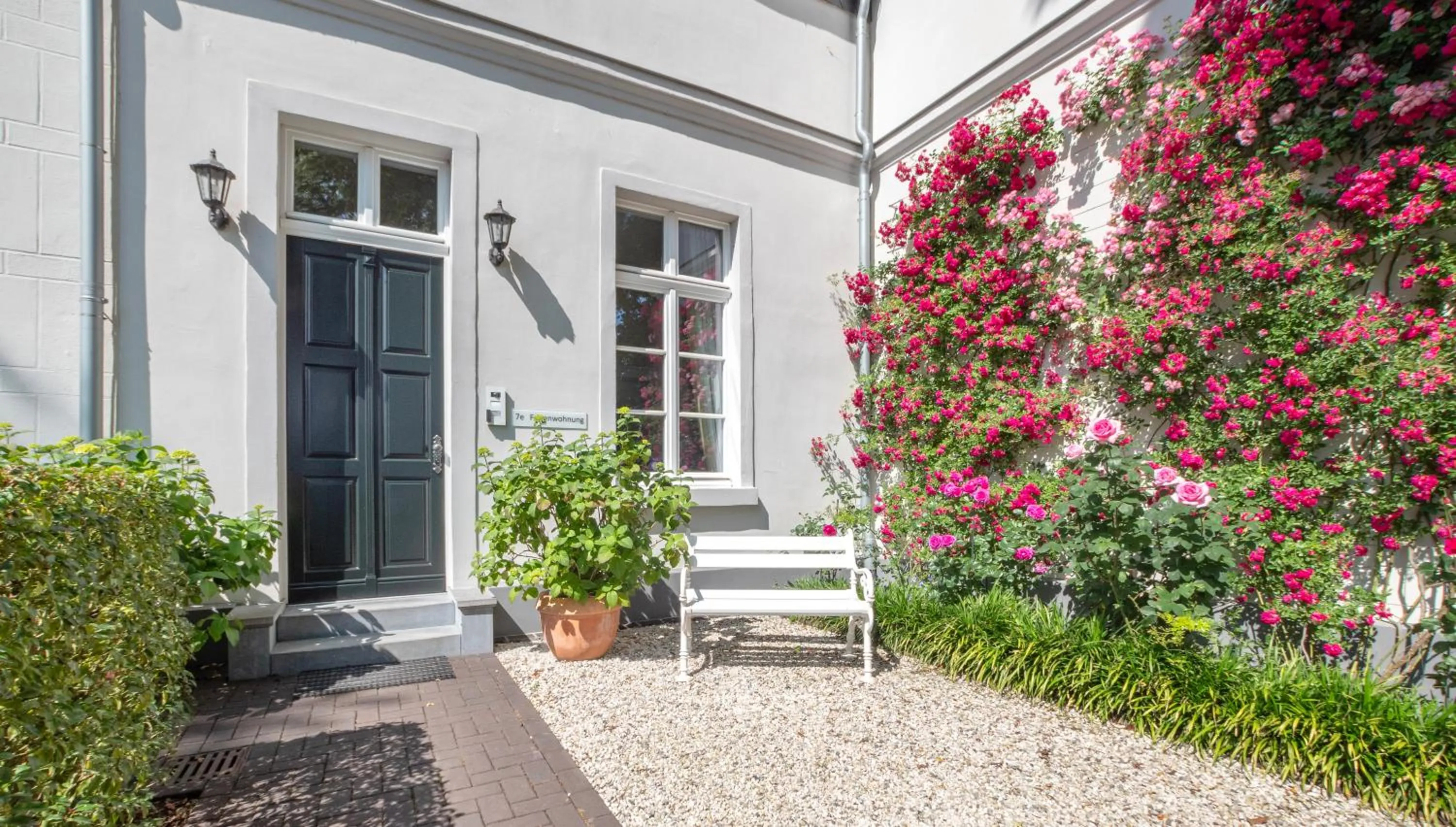 Facade/entrance in Rooms GUT HEIDEFELD