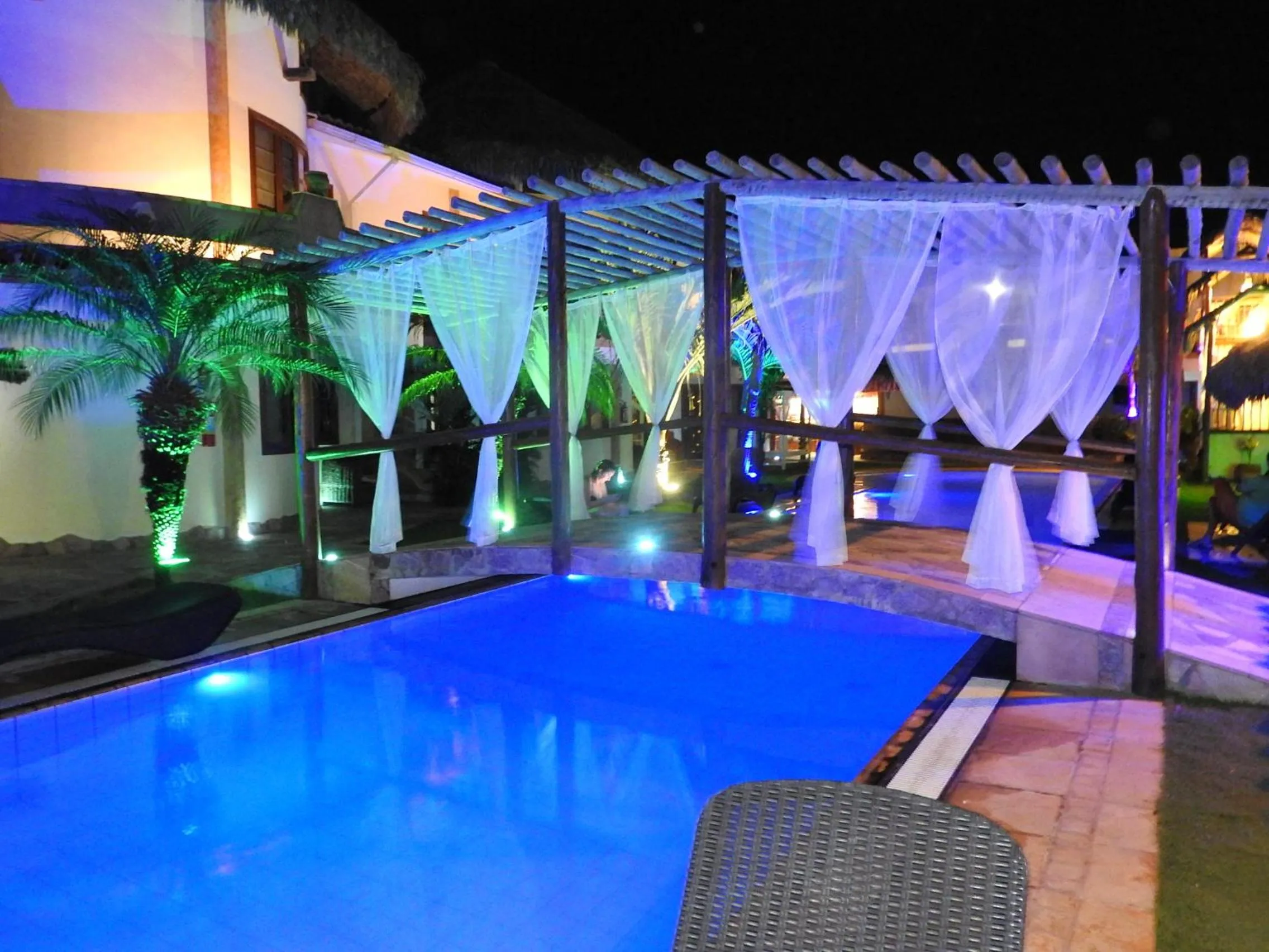 Swimming pool in IL Nuraghe