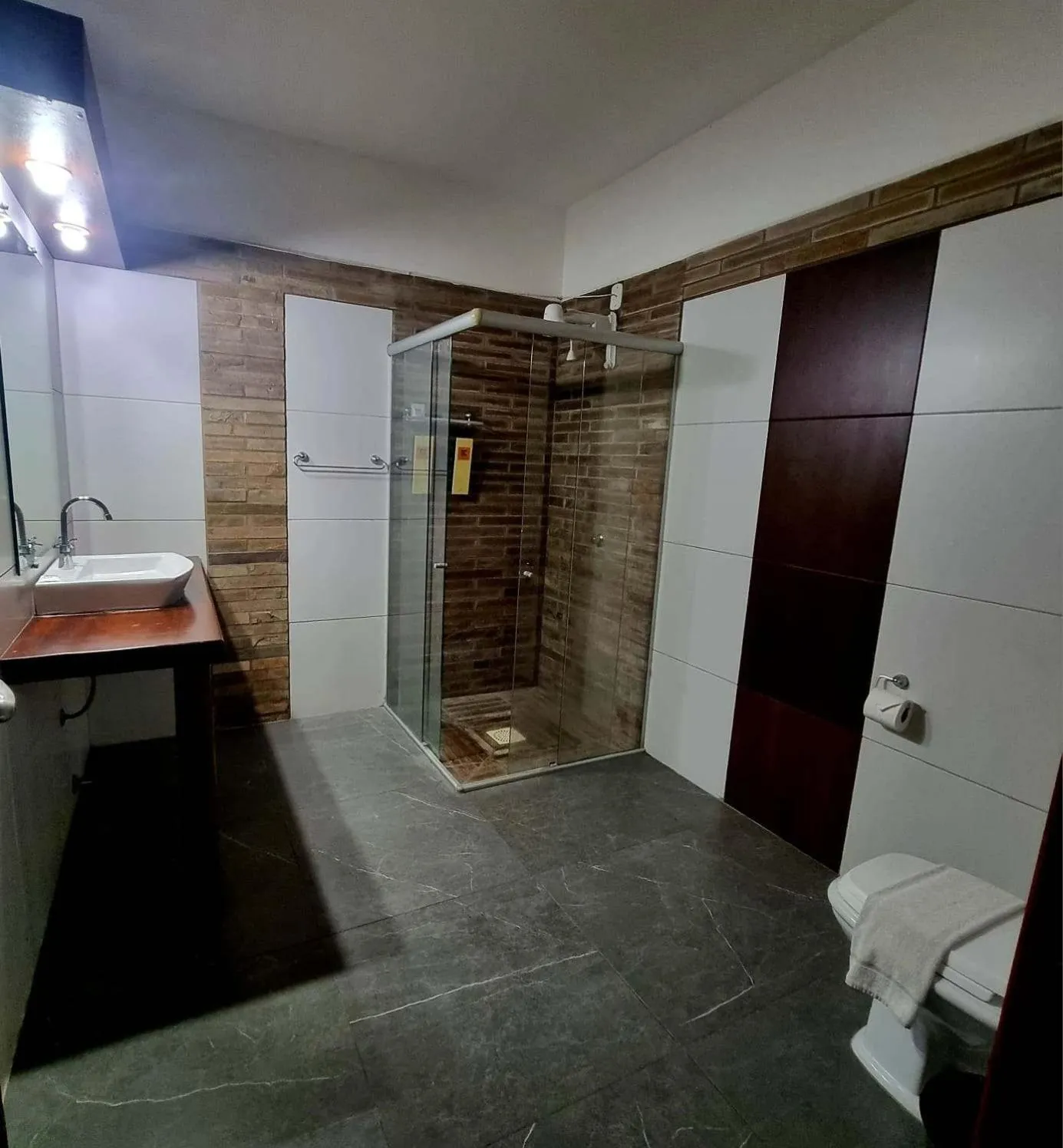 Bathroom in IL Nuraghe