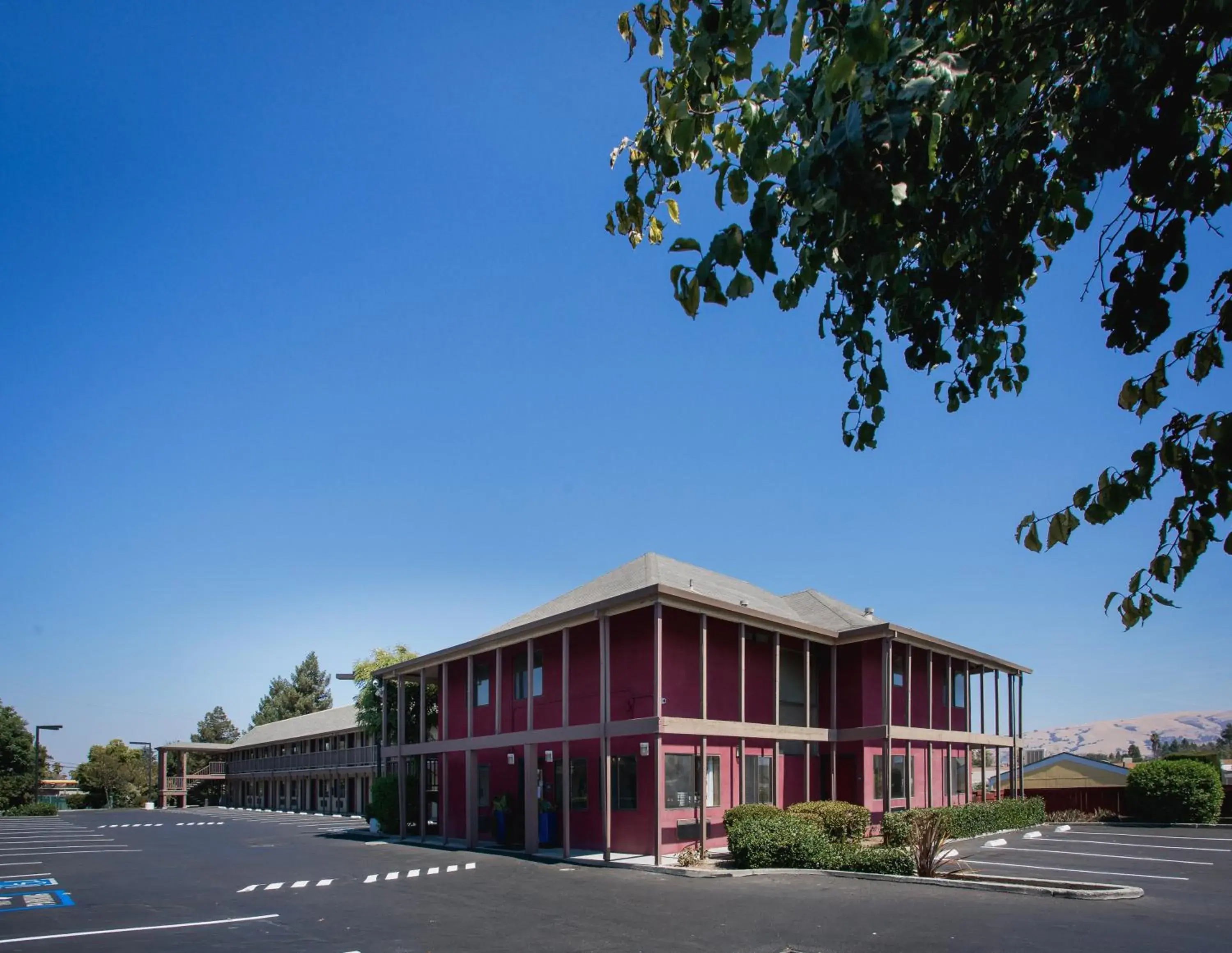 Property building in Alura Inn Property building in Alura Inn