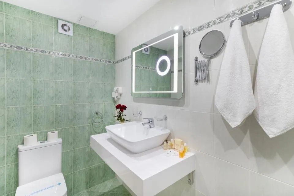 Bathroom in Devin Spa Hotel