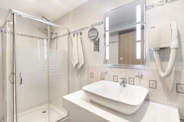 Bathroom in Devin Spa Hotel