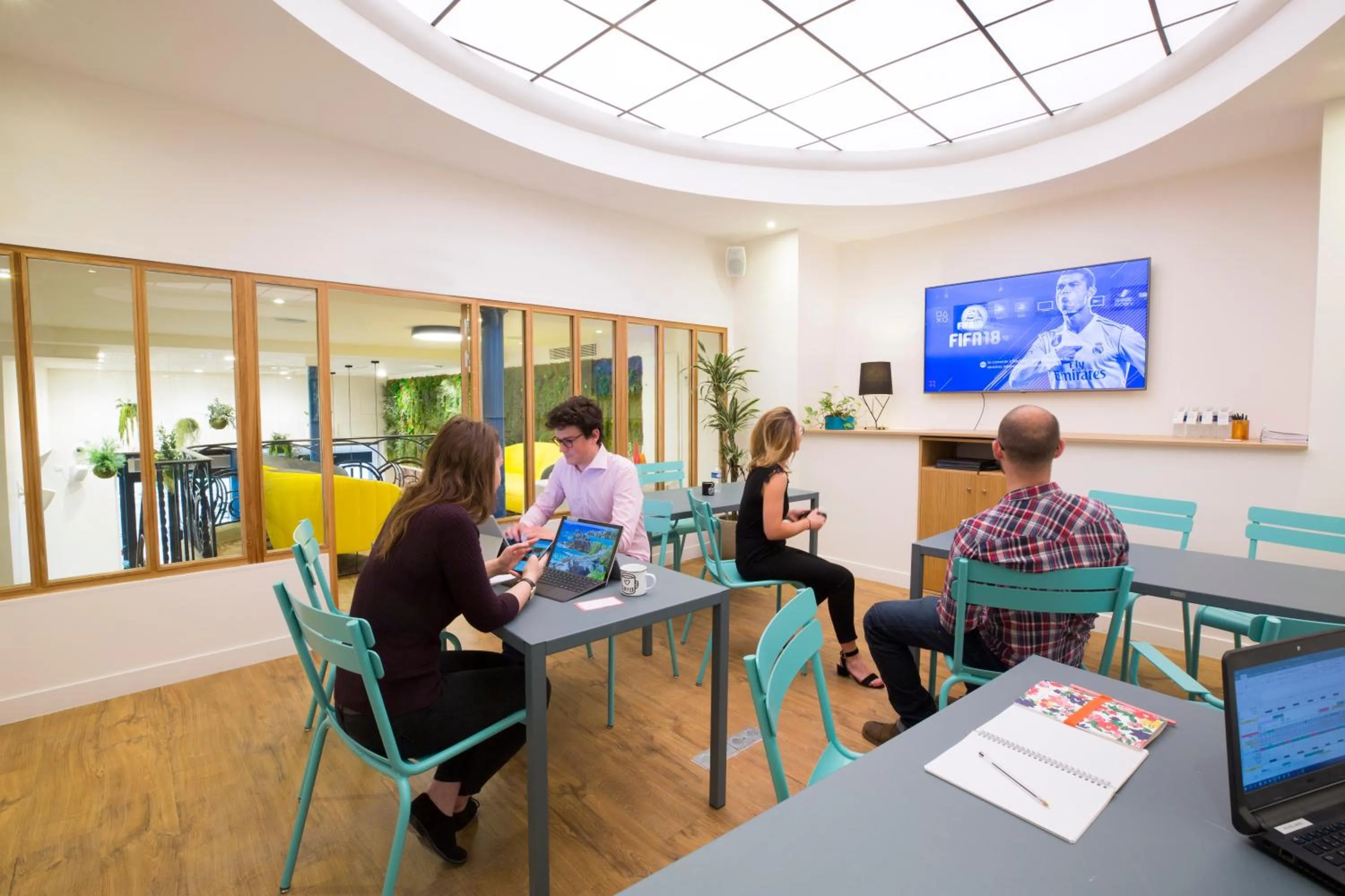 Meeting/conference room in Hotel The Playce by Happyculture